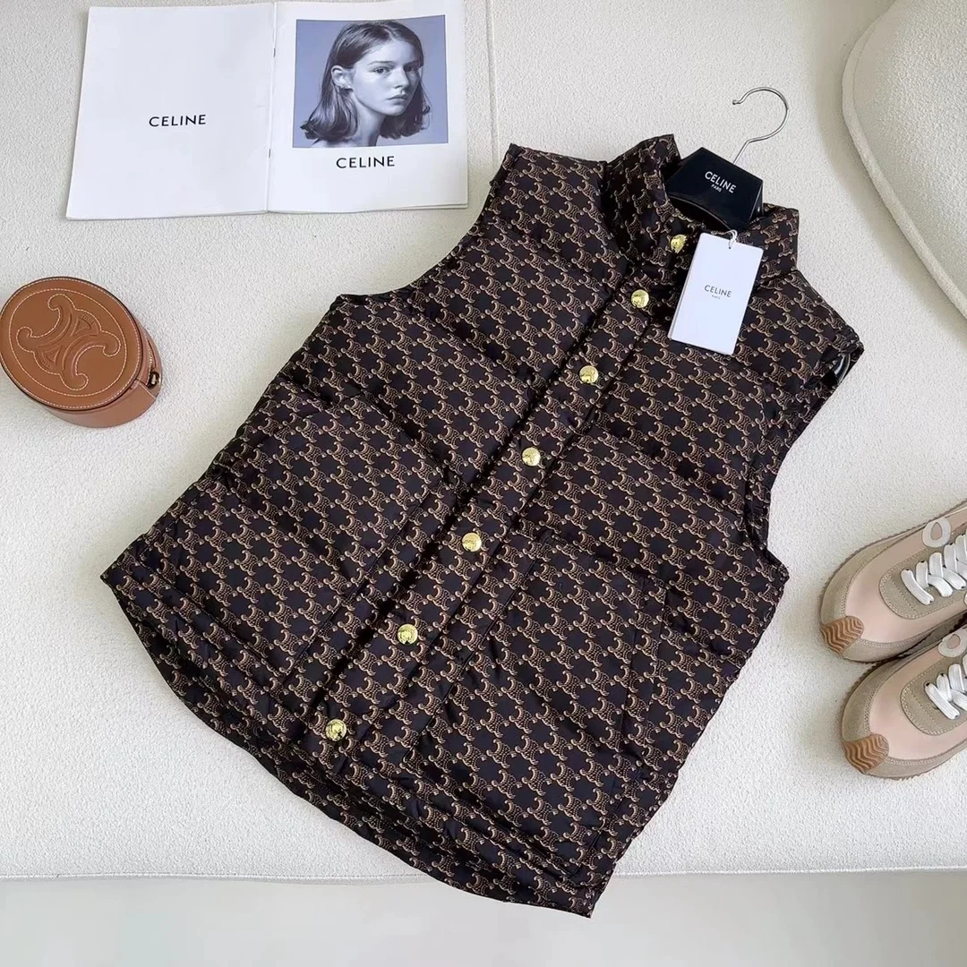 셀린느 모노그램 나일론 퀄트 베스트