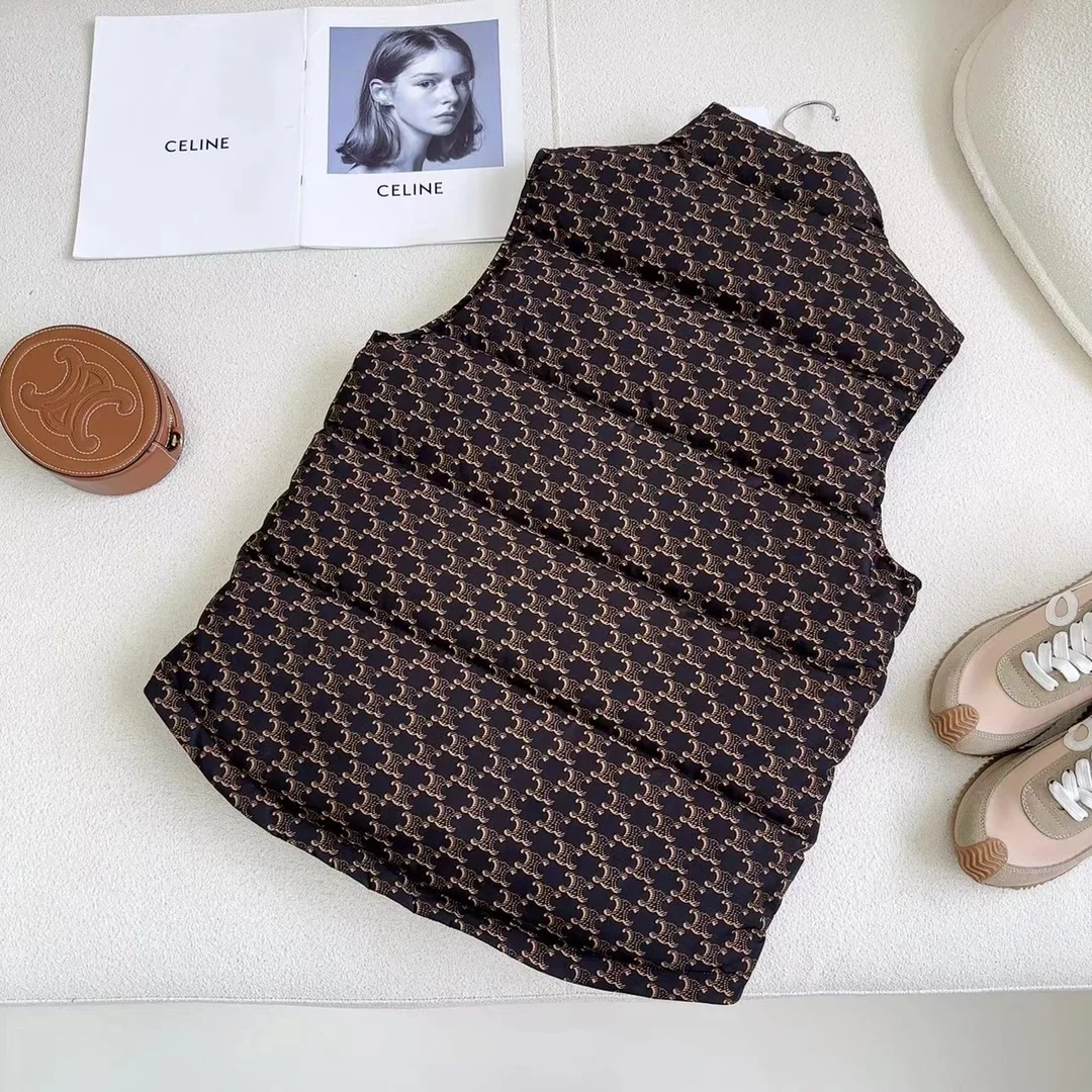 셀린느 모노그램 나일론 퀄트 베스트