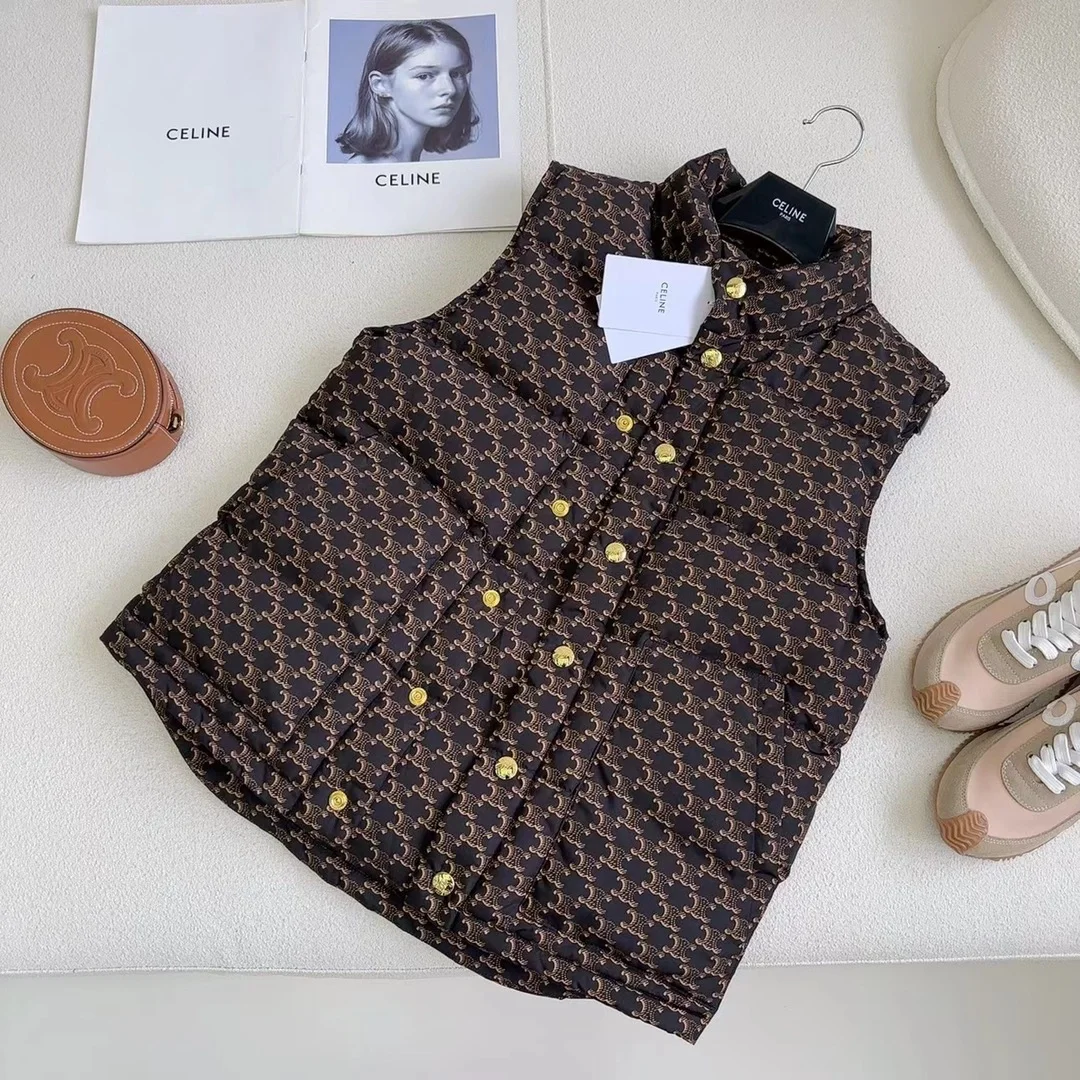 셀린느 모노그램 나일론 퀄트 베스트