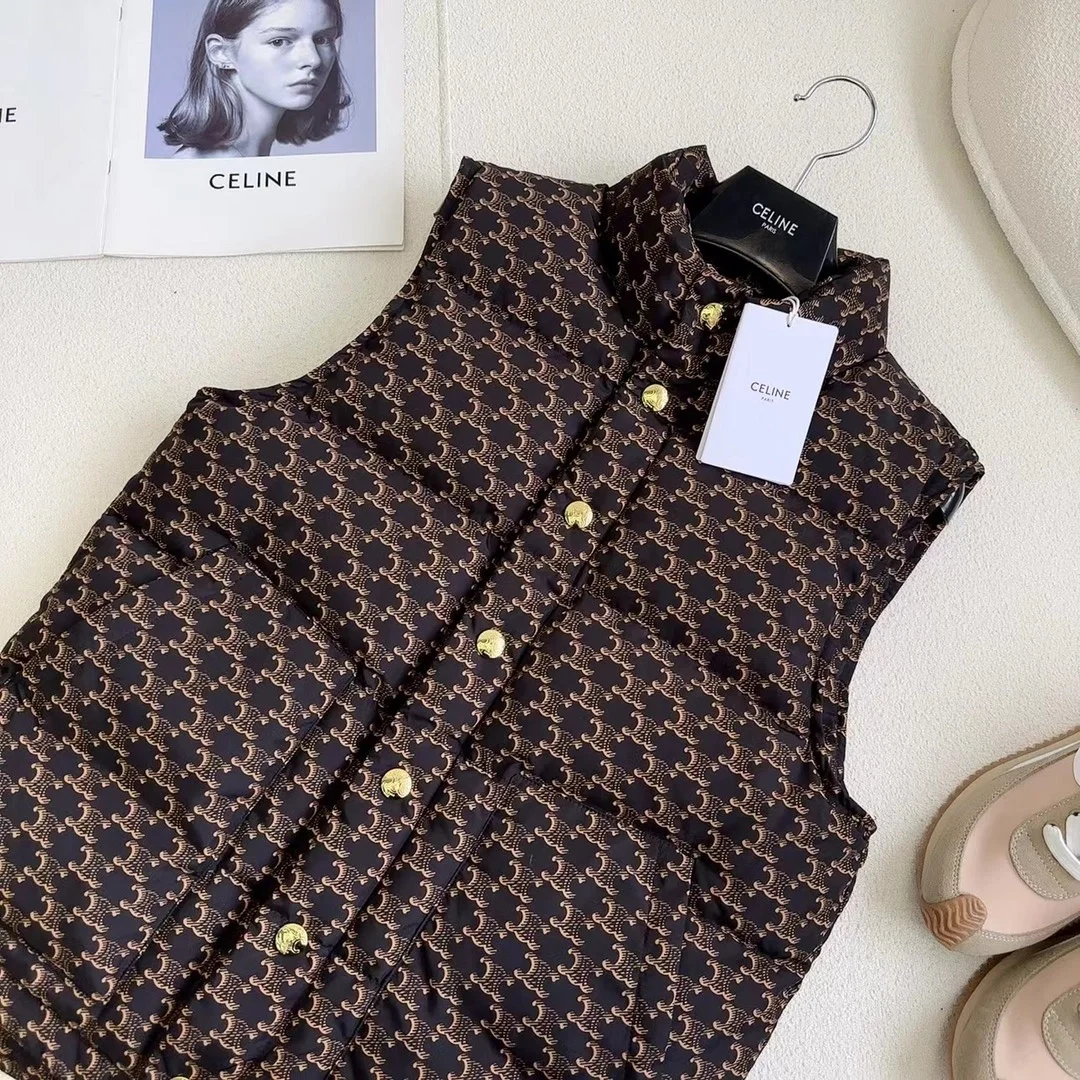 셀린느 모노그램 나일론 퀄트 베스트