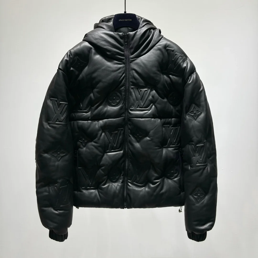루이비통 모노그램 레더 후드 다운 자켓