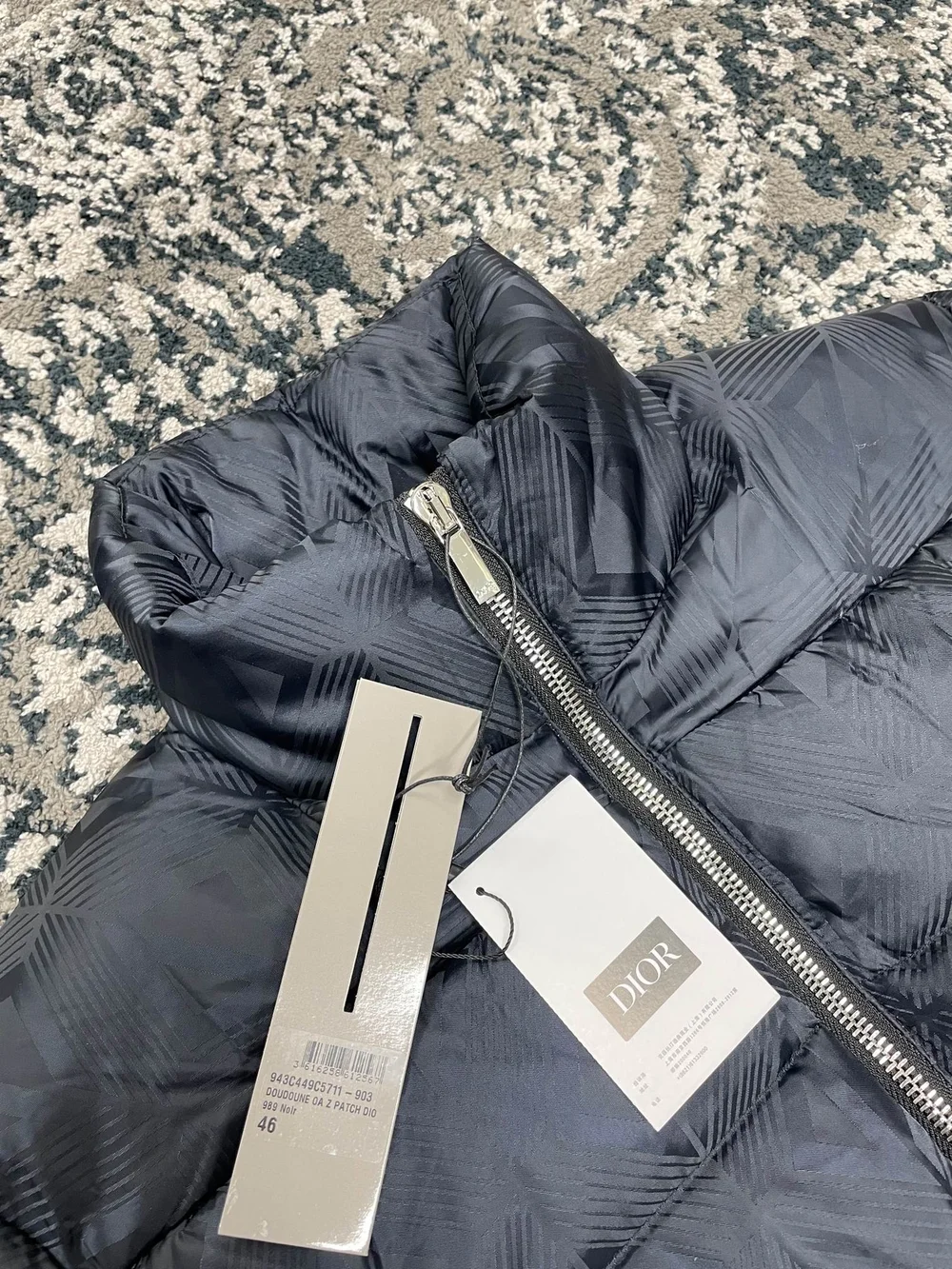 디올 다이아몬드 미라쥬 다운 자켓