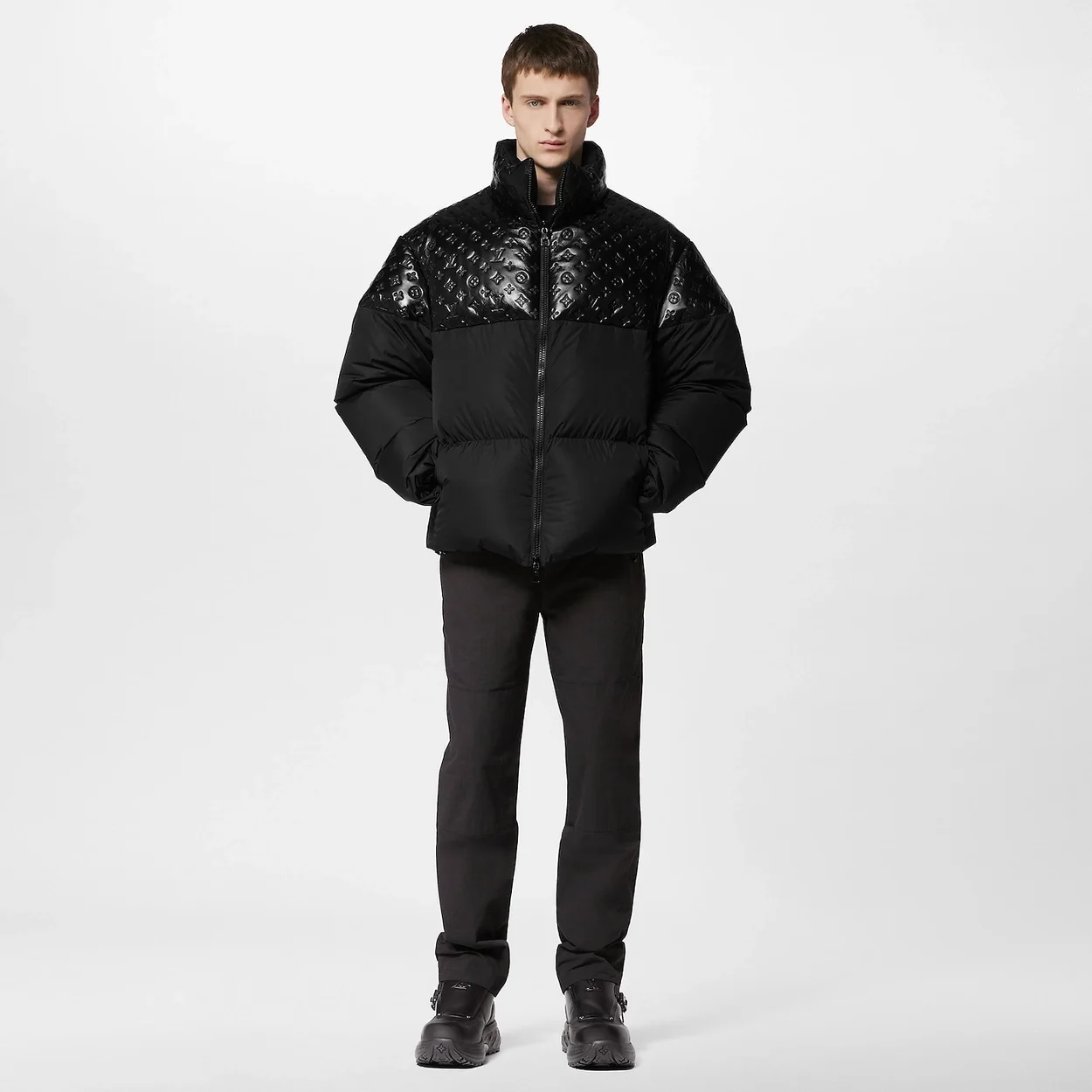 루이비통 오버사이즈 퍼퍼 다운 자켓