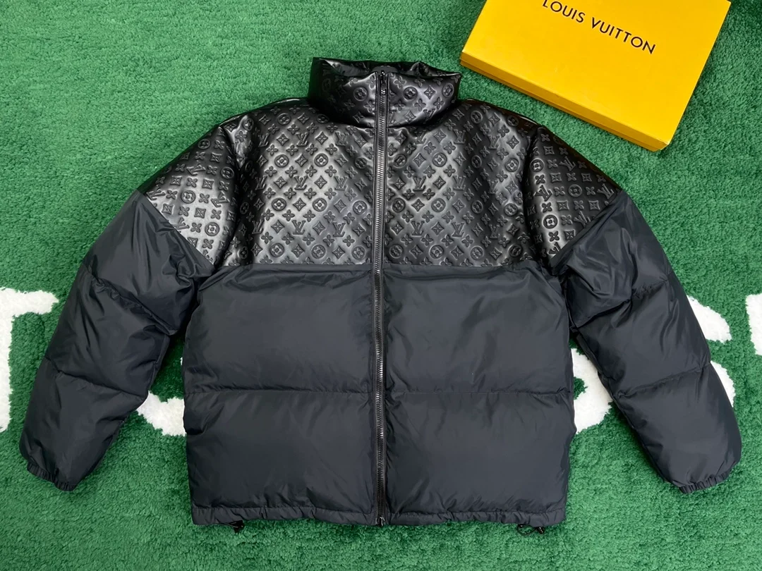 루이비통 오버사이즈 퍼퍼 다운 자켓