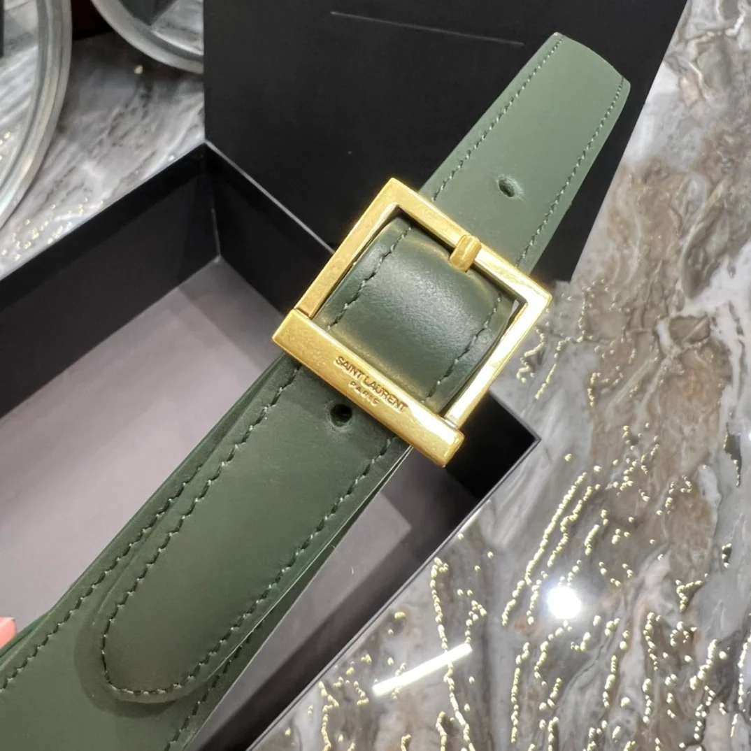 생로랑 LE 5 A 7 카바스 레더 호보백 다크 그린