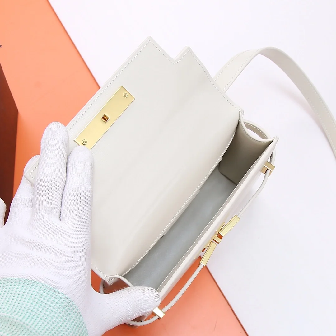 생로랑 맨해튼 미니 크로스백 화이트