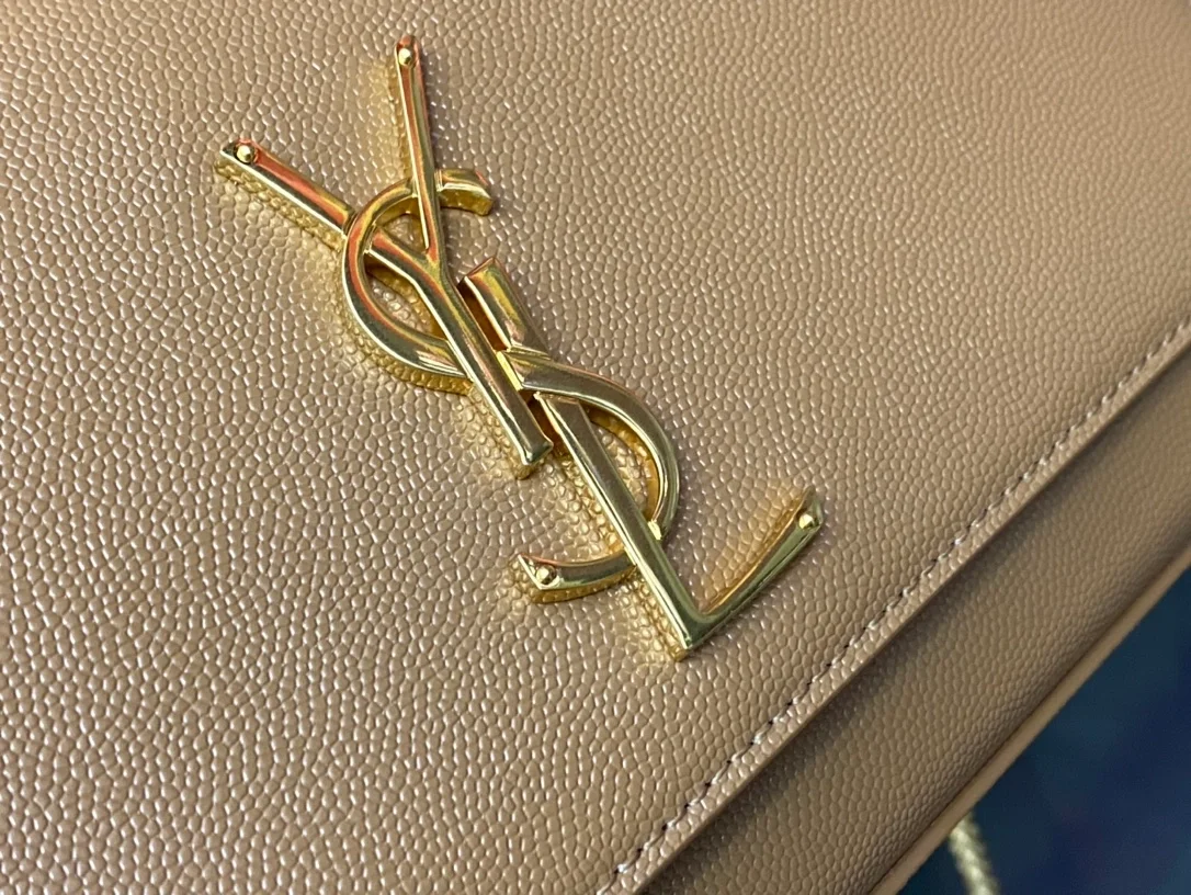 생로랑 케이트 미디엄 백 브라운