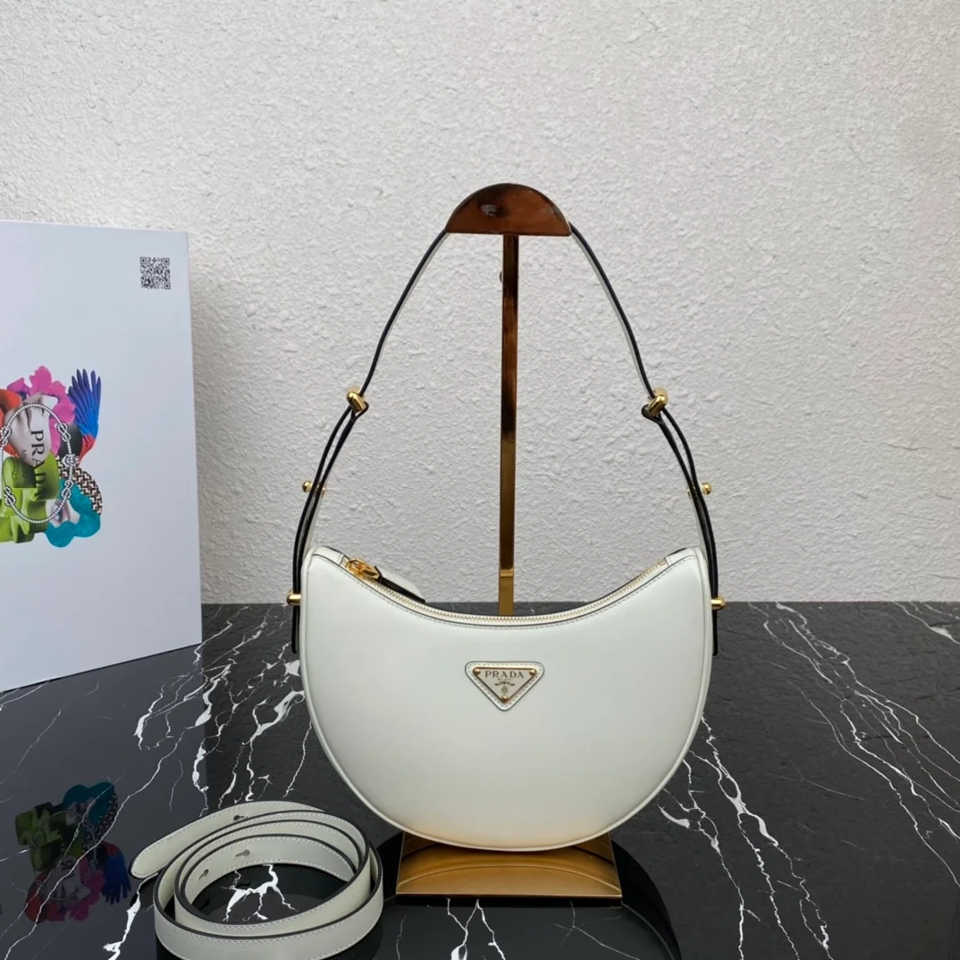 프라다 아르케 레더 숄더백 화이트