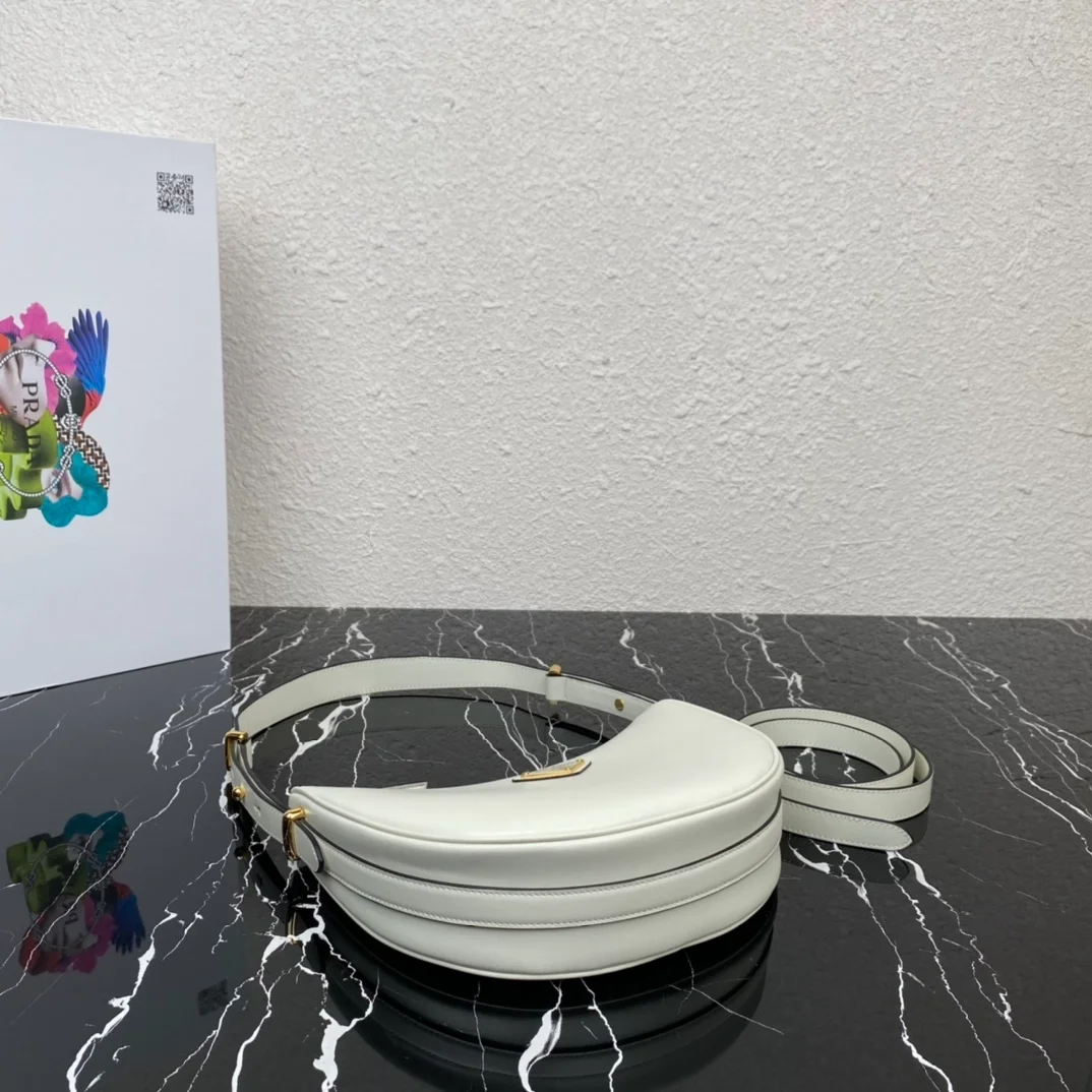 프라다 아르케 레더 숄더백 화이트