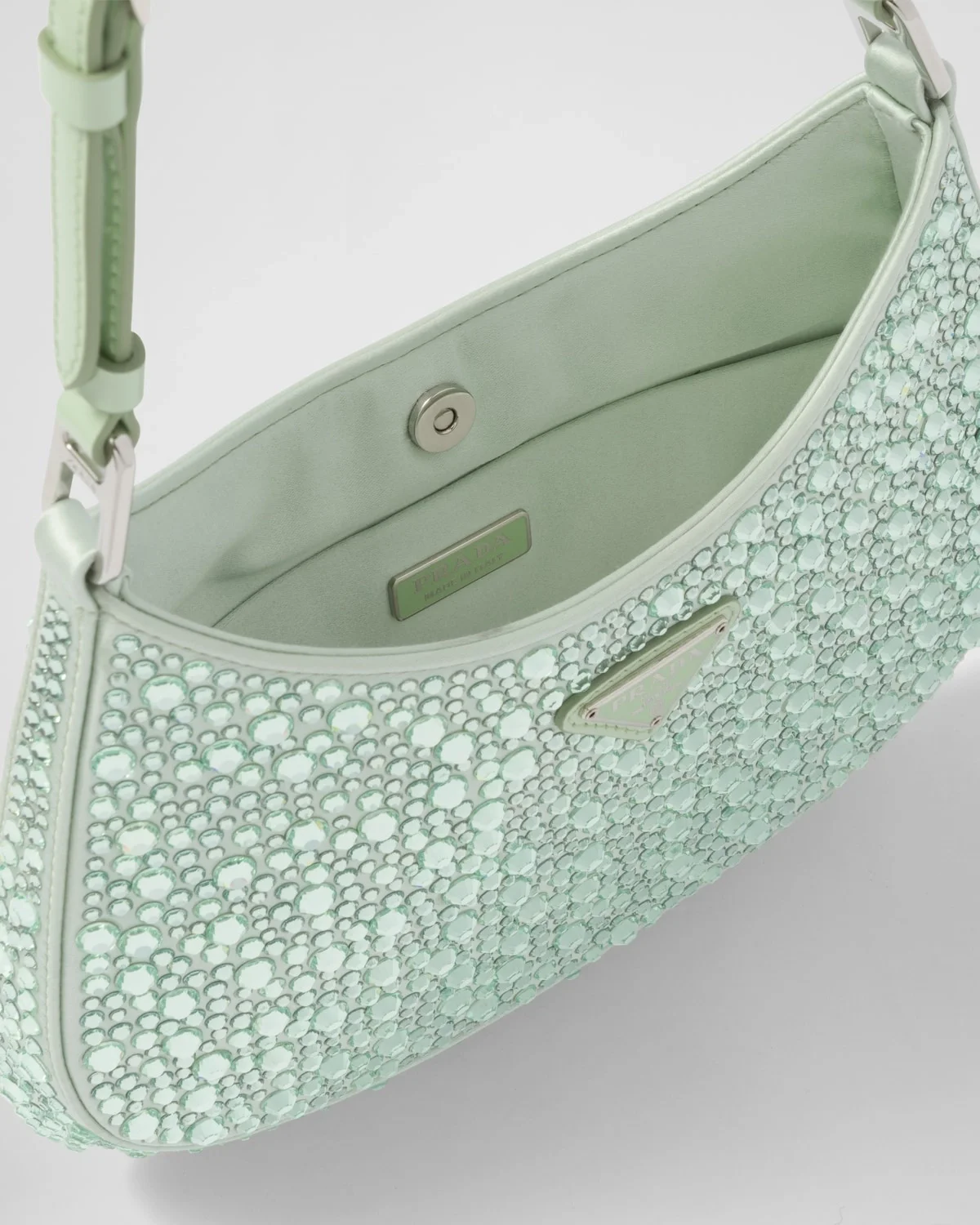 프라다 클레오 크리스탈 새틴 숄더백 아쿠아