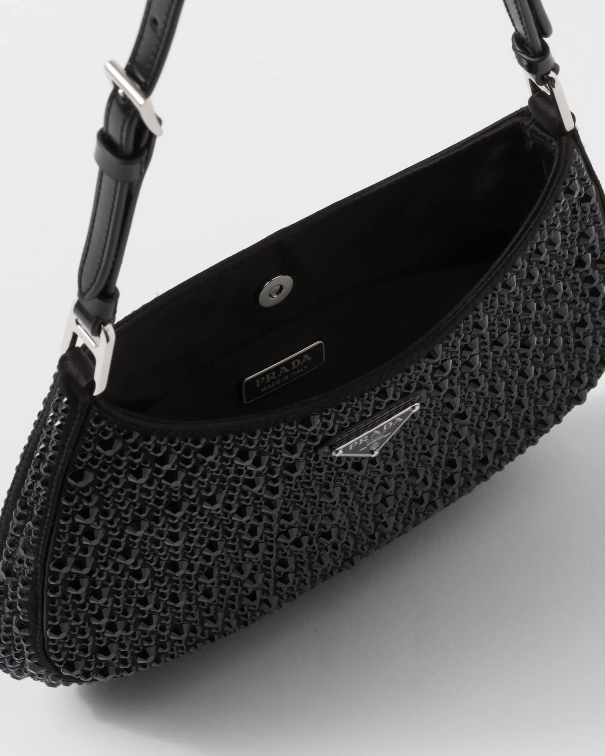 프라다 클레오 크리스탈 새틴 숄더백 블랙