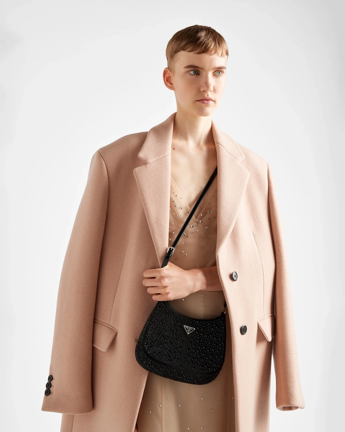 프라다 클레오 크리스탈 새틴 숄더백 블랙