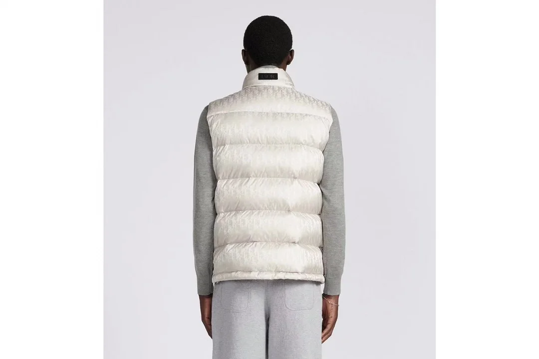 디올 오블리크 다운 패딩 베스트 화이트