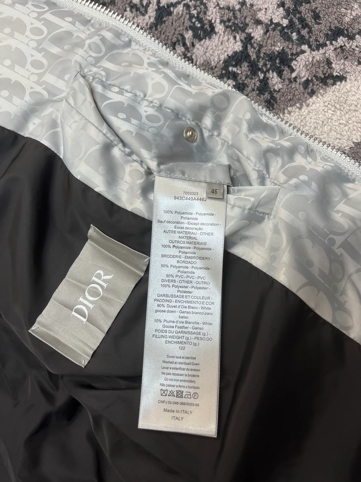 디올 오블리크 다운 패딩 베스트 화이트