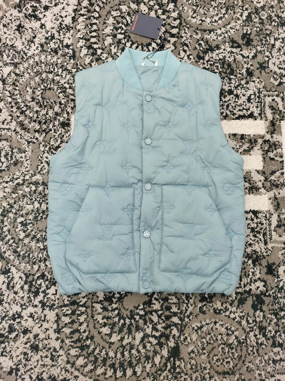 루이비통 모노그램 나일론 베스트 스카이