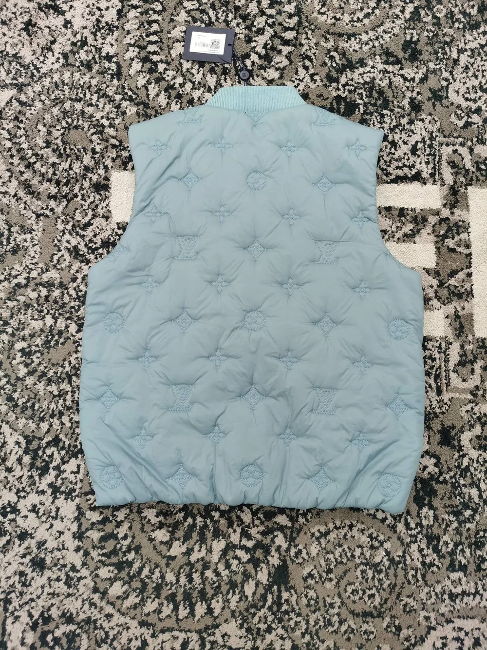 루이비통 모노그램 나일론 베스트 스카이