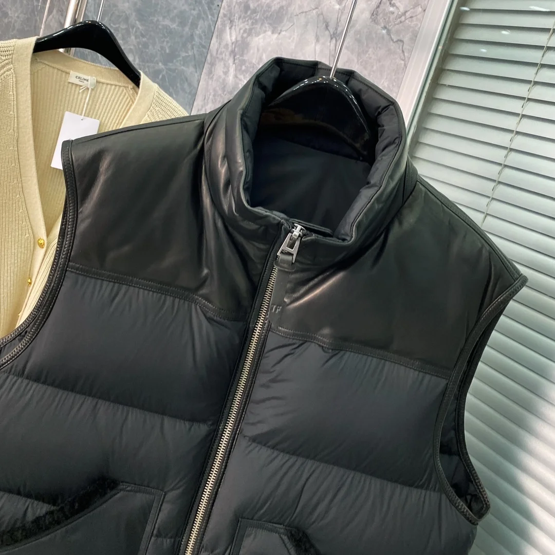 톰포드 나일론 레더 다운 필드 베스트