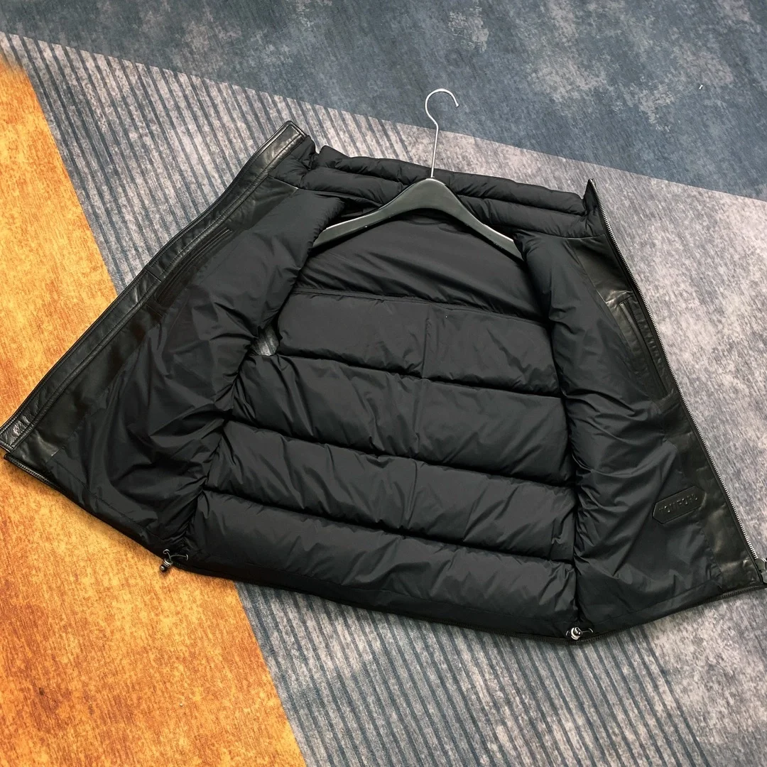 톰포드 나일론 레더 다운 필드 베스트