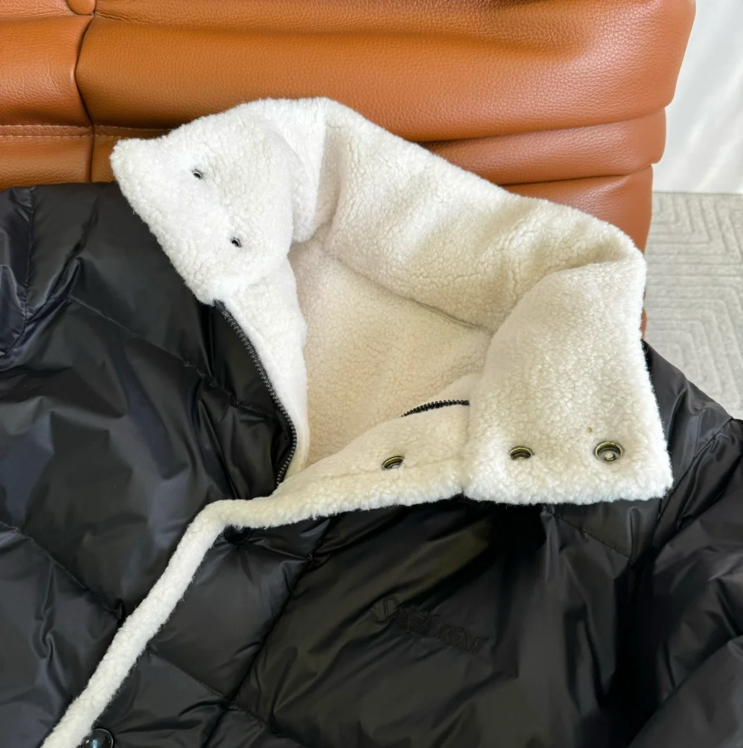 생로랑 포우 시어링 셸 다운 자켓