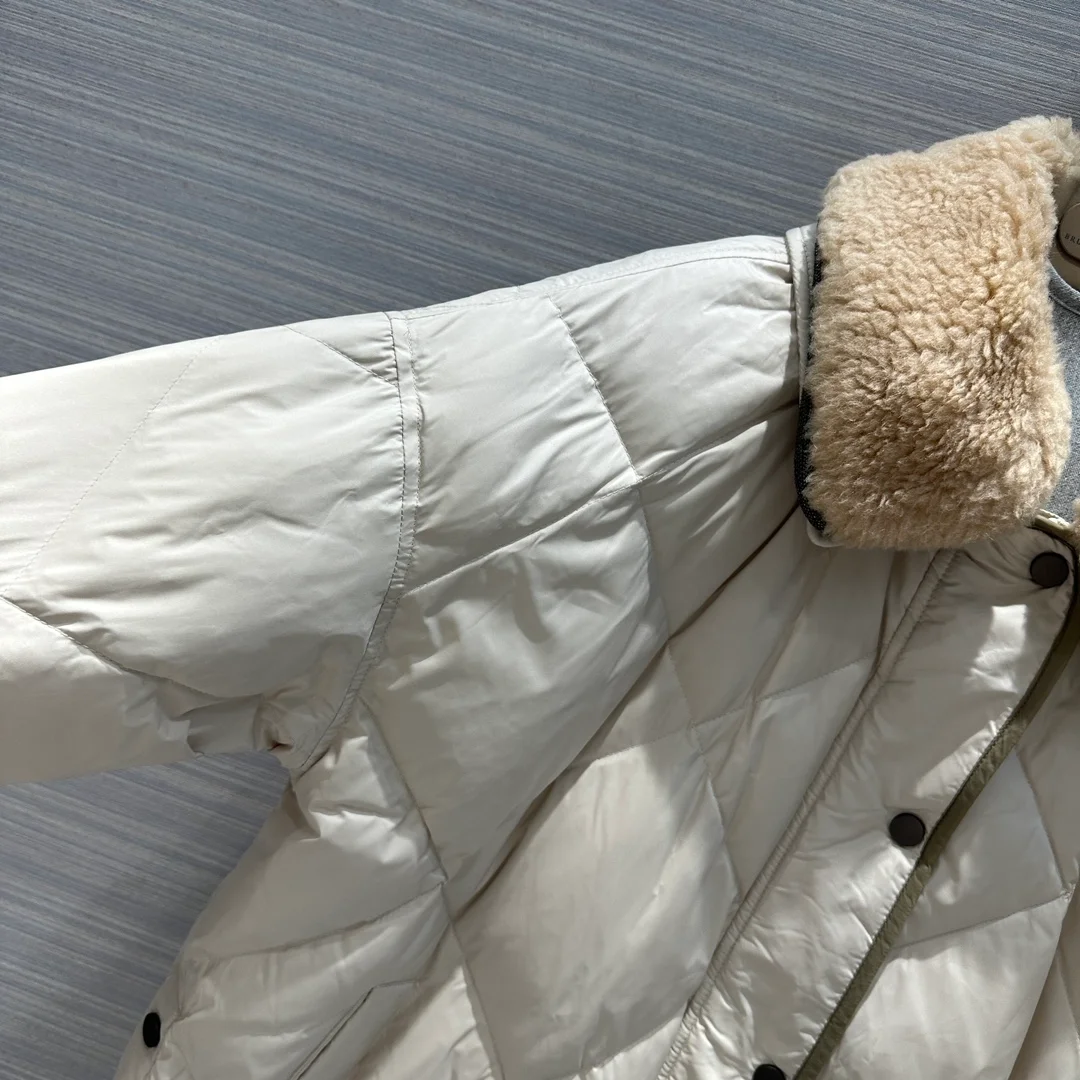 브루넬로 쿠치넬리 프레스 스터드 퀄팅 화이트 자켓