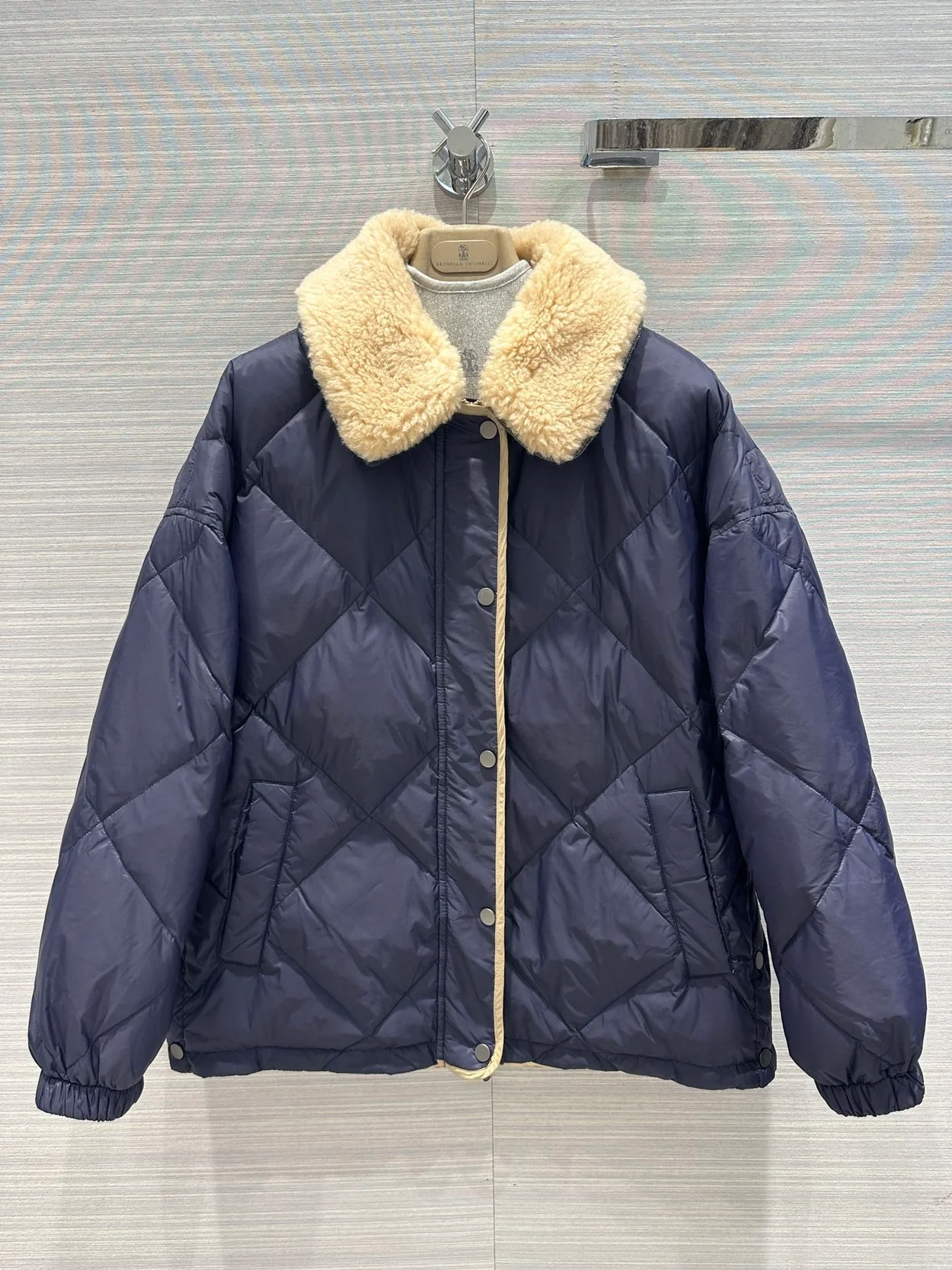 브루넬로 쿠치넬리 프레스 스터드 퀄팅 자켓