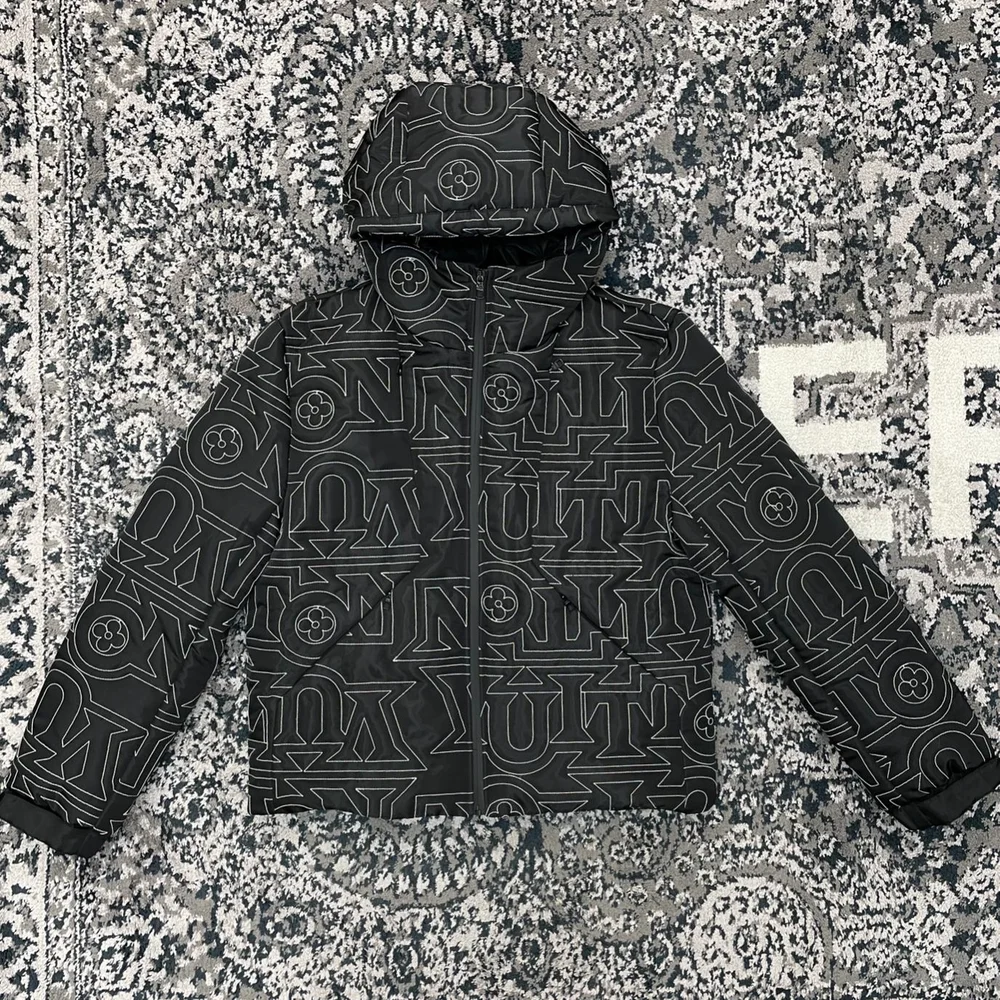 루이비통 울오버 스노우 다운 자켓