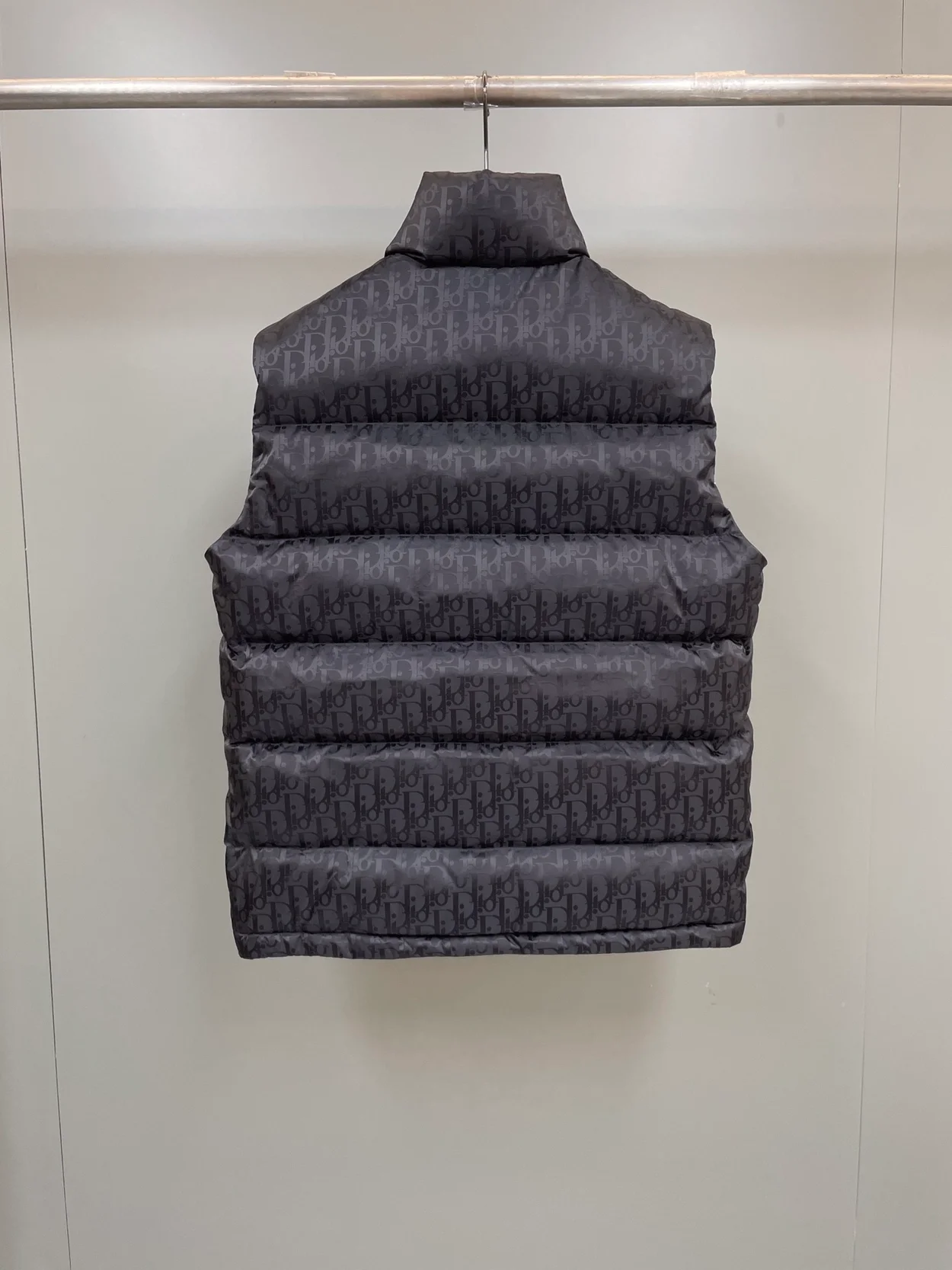 디올 오블리크 다운 패딩 베스트 블랙