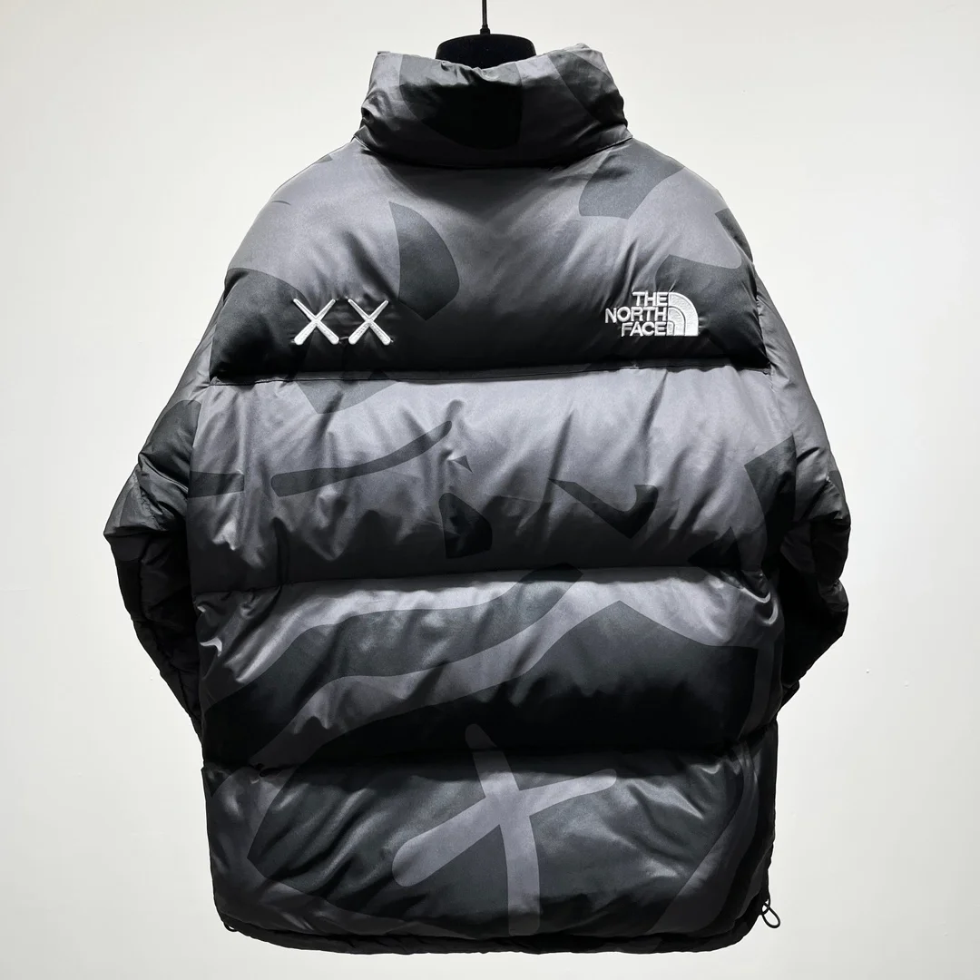 노스페이스 X 카우스 히말라야 패딩