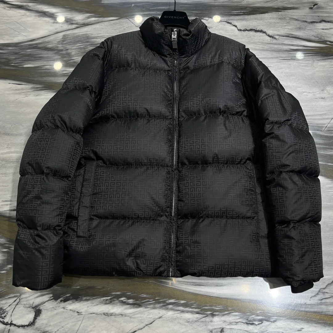 지방시 모노그램 퀄티드 자켓 블랙