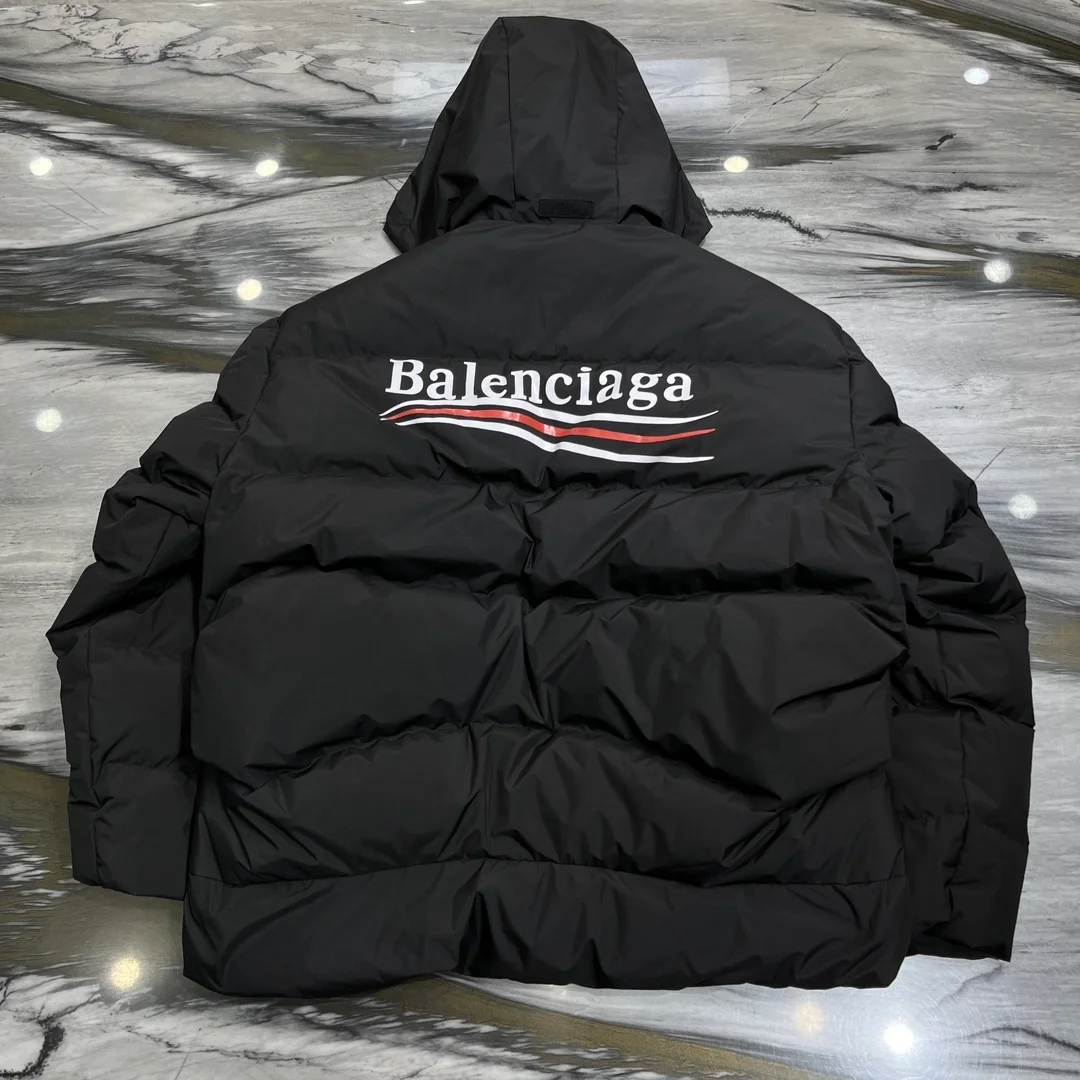 발렌시아가 포티컬 C 푸퍼 자켓