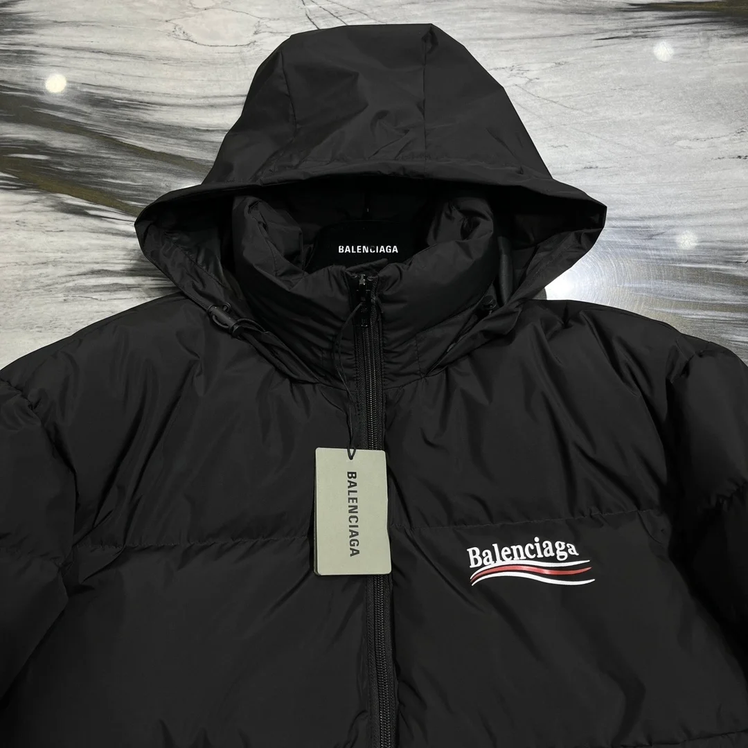 발렌시아가 포티컬 C 푸퍼 자켓