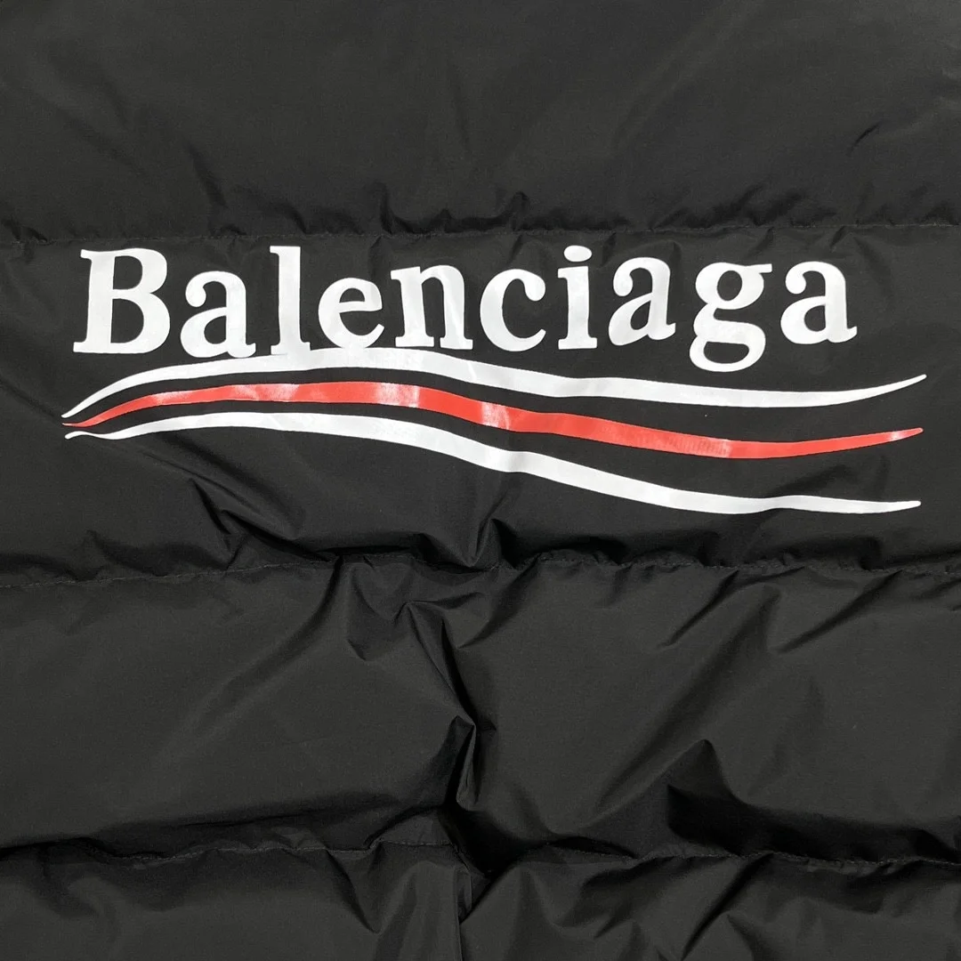 발렌시아가 포티컬 C 푸퍼 자켓