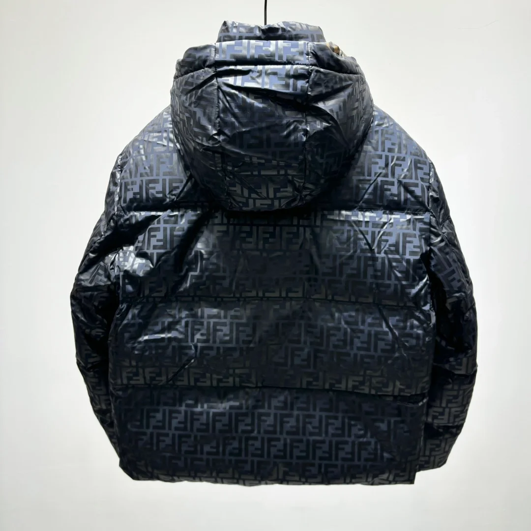 펜디 테크니컬 패브릭 다운 패딩 자켓
