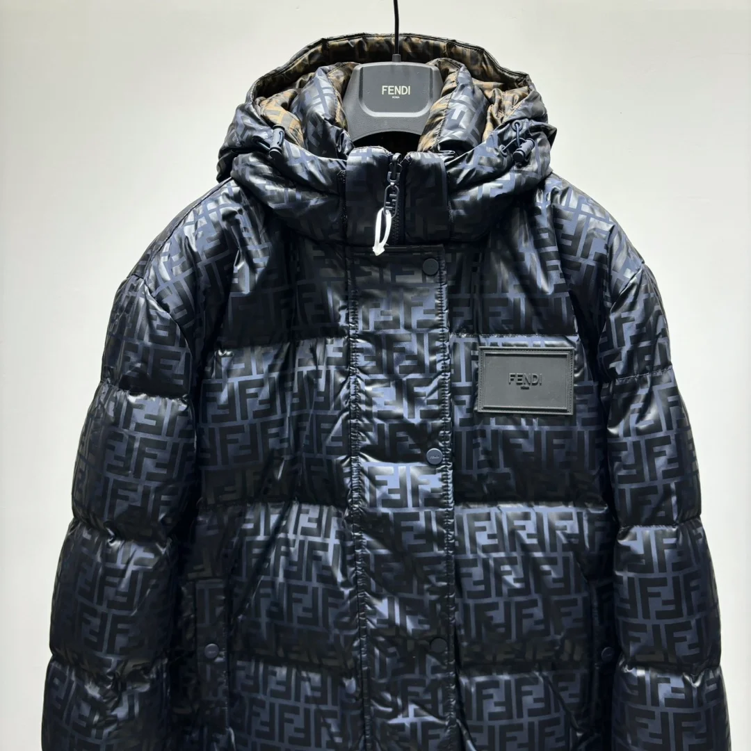 펜디 테크니컬 패브릭 다운 패딩 자켓