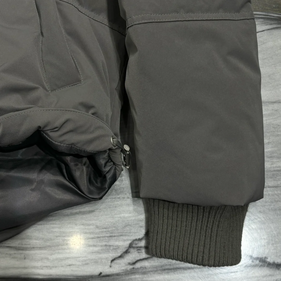 아미 파리스 다운 패딩 자켓 그레이