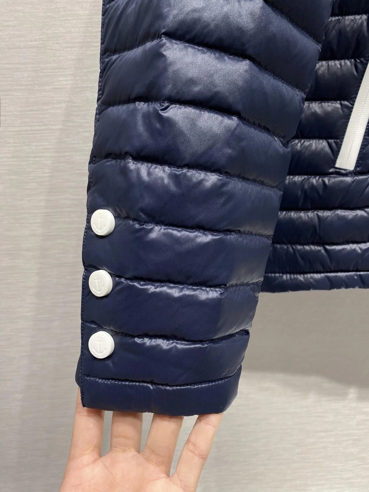 톰브라운 새틴 피니시 테크 자켓