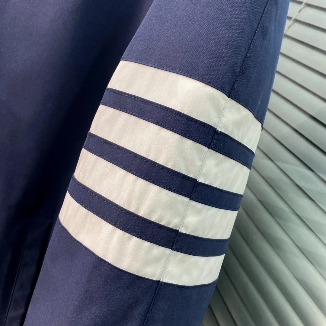 톰브라운 콘트라스트 4바 나일론 파카