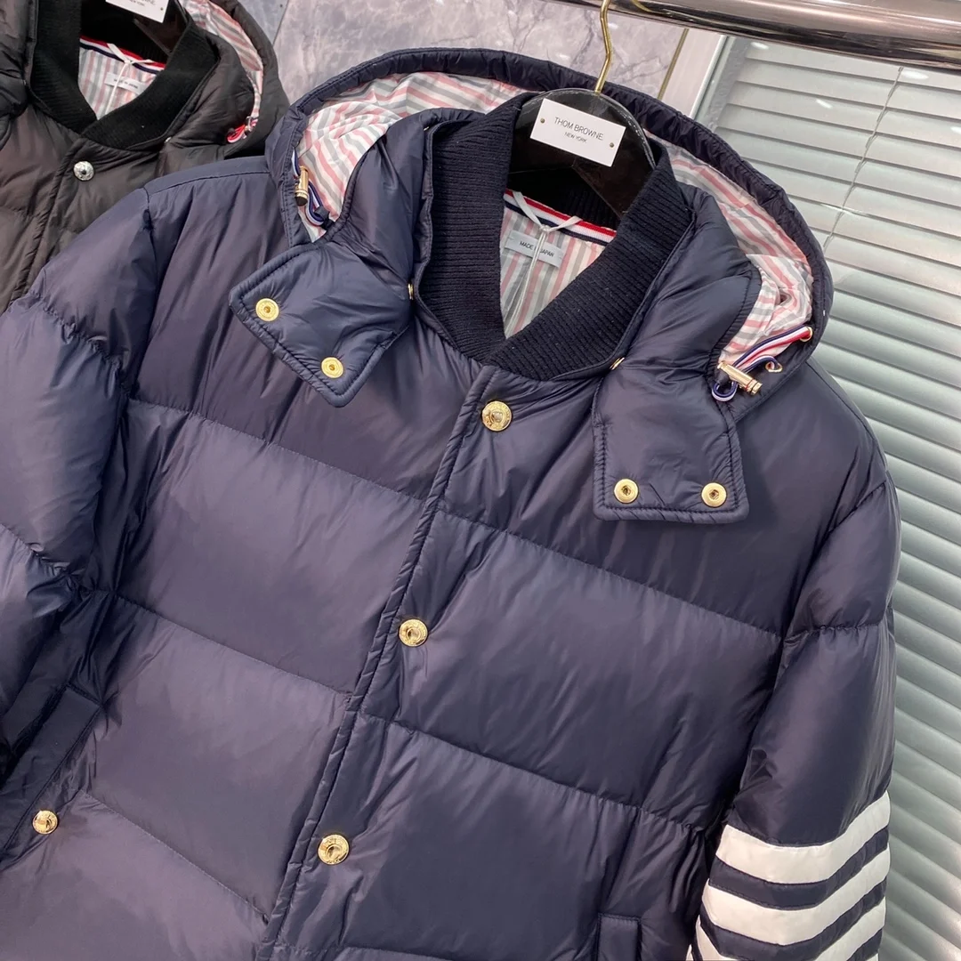 톰브라운 네이비 매트 나일론 4바 다운 자켓
