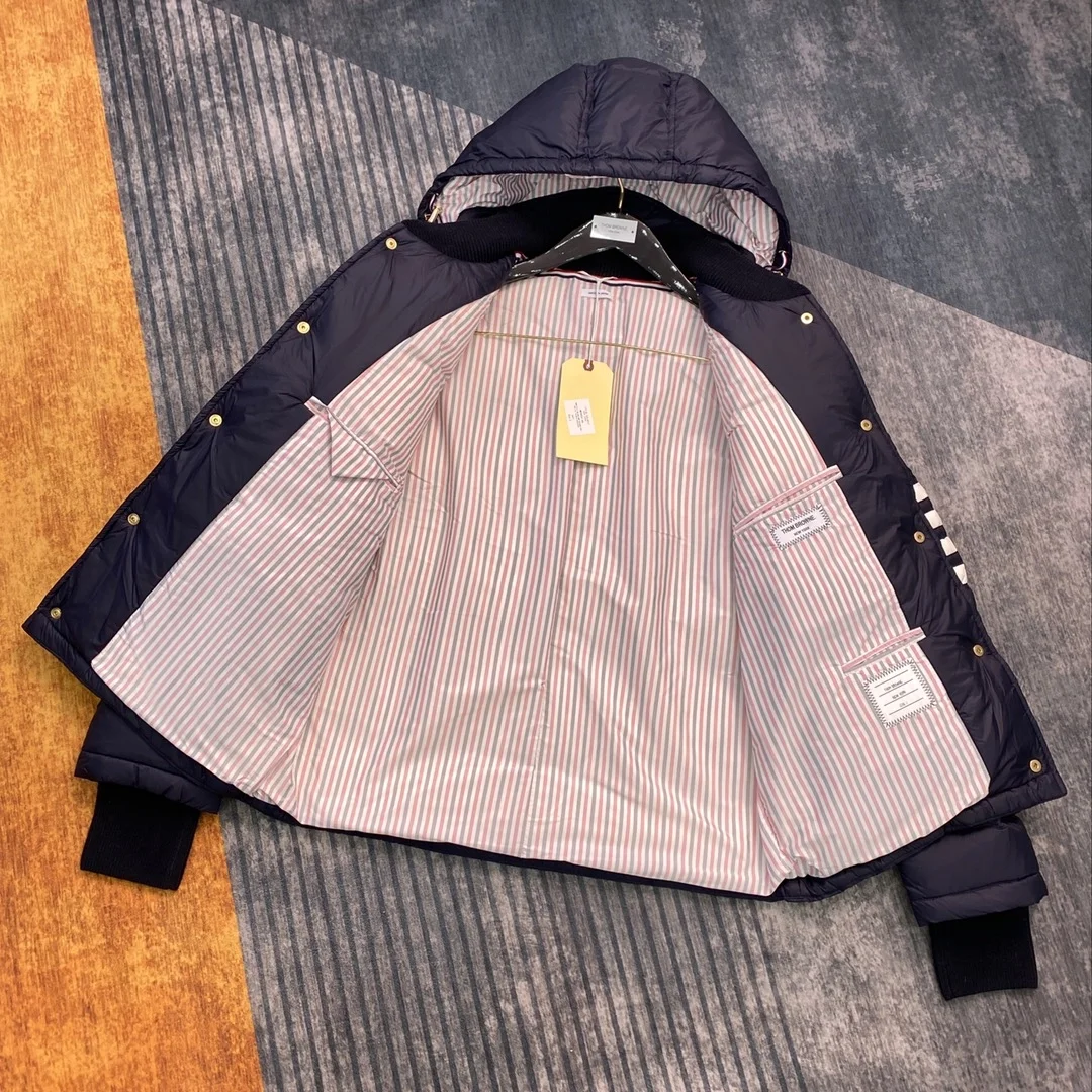 톰브라운 네이비 매트 나일론 4바 다운 자켓