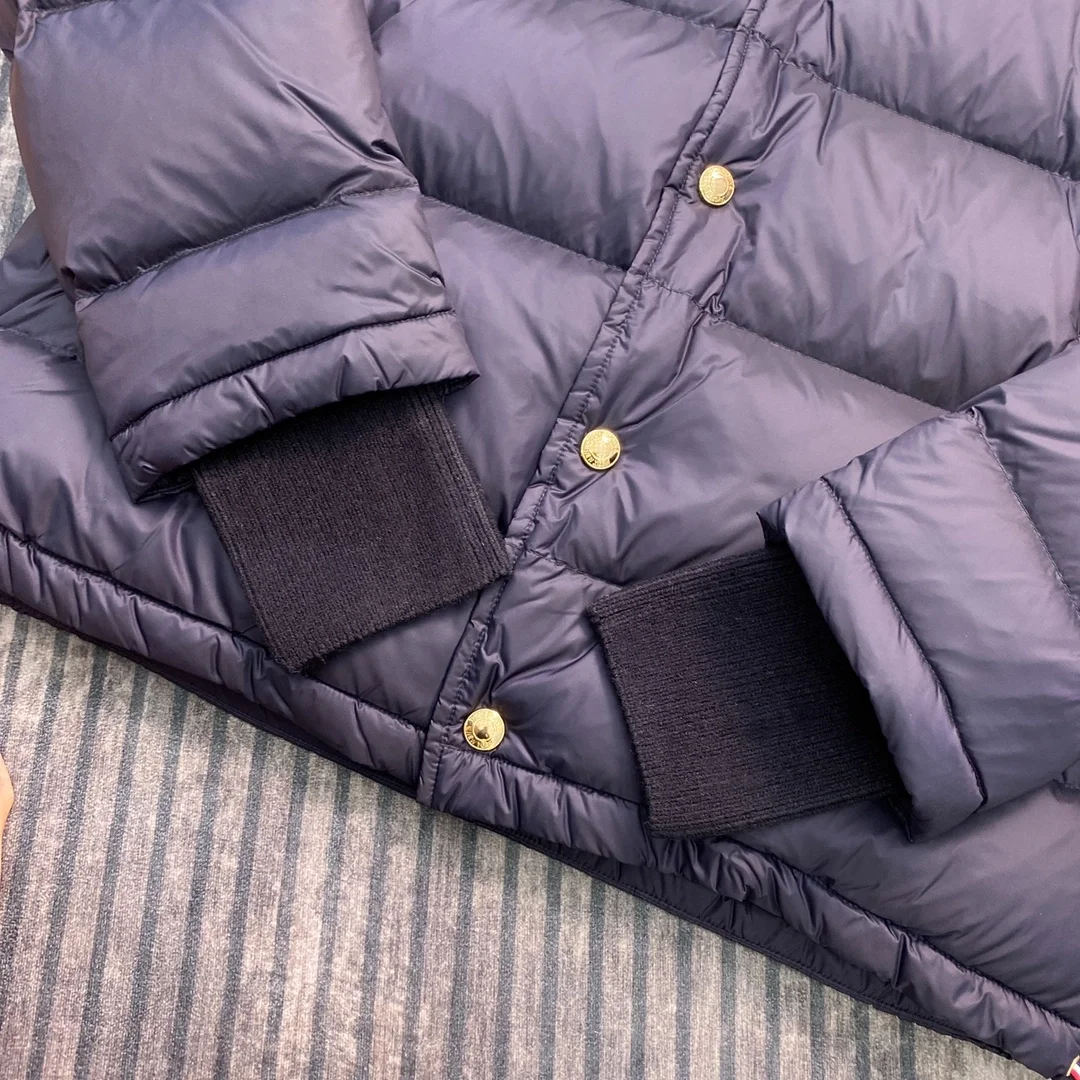 톰브라운 네이비 매트 나일론 4바 다운 자켓