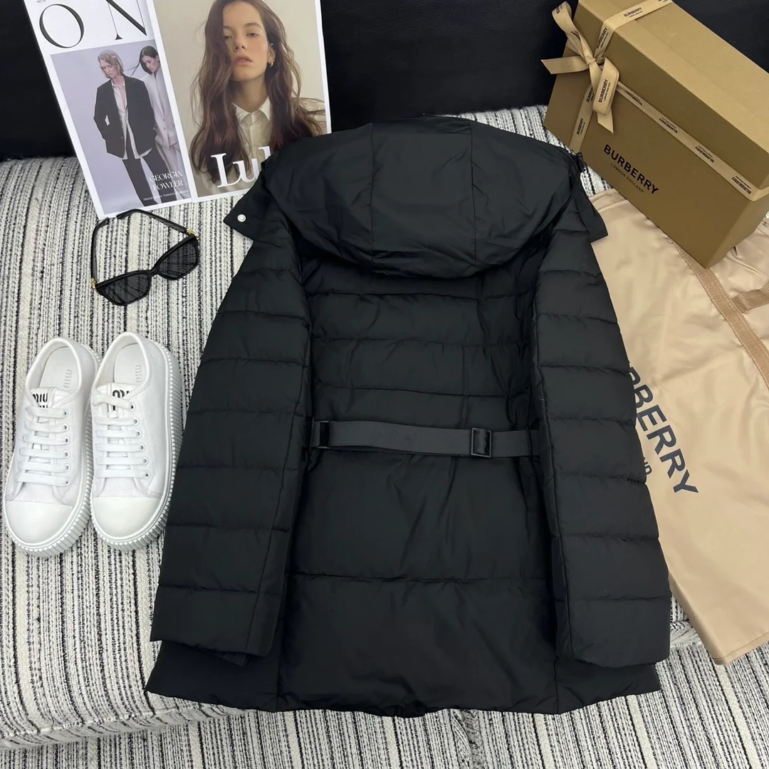 버버리 벨트 푸퍼 자켓