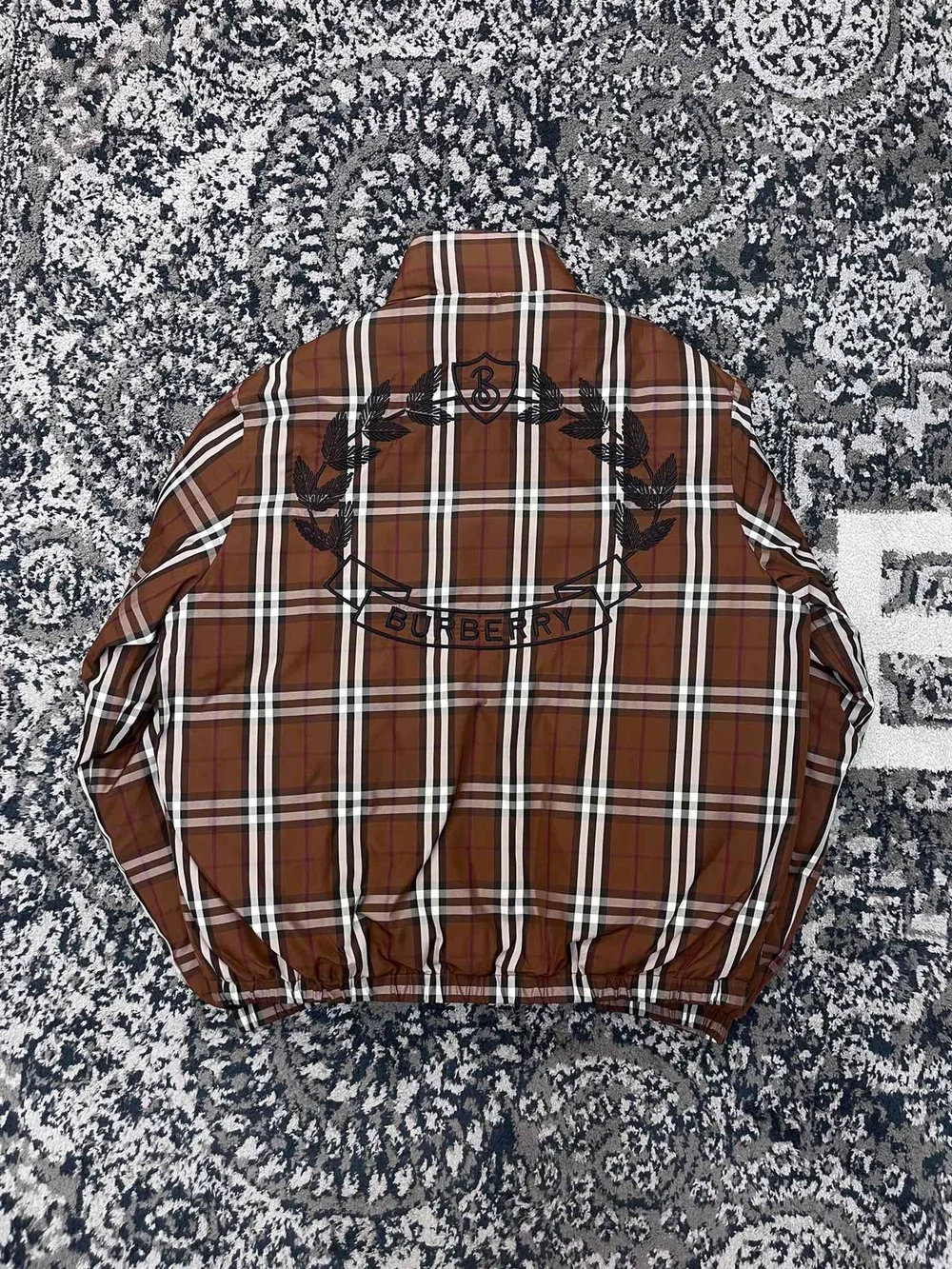 버버리 체크 다크 버치 브라운 자켓