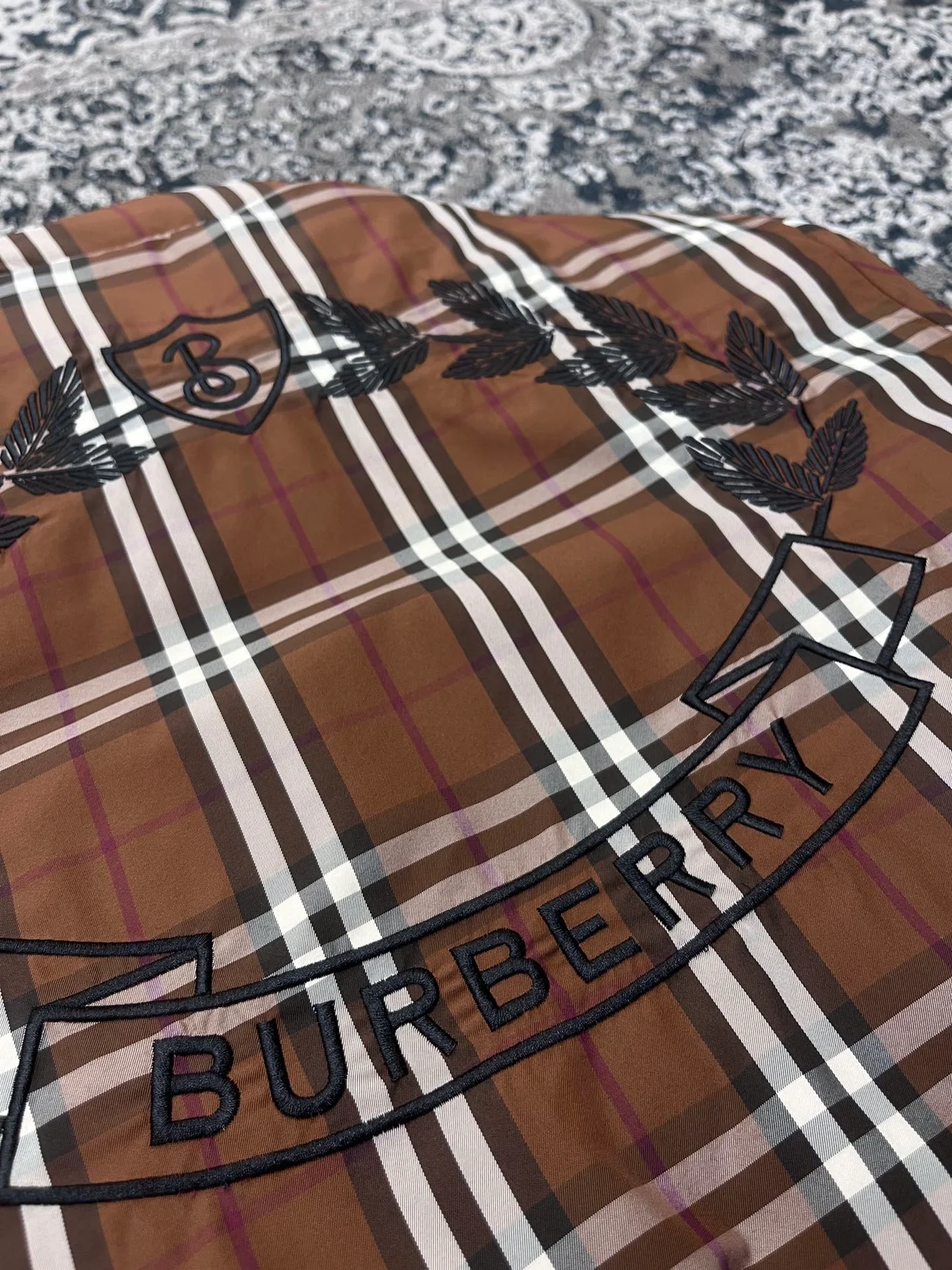 버버리 체크 다크 버치 브라운 자켓