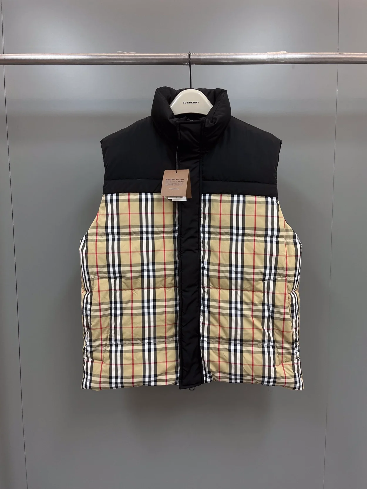 버버리 체크 패널 리버시블 질레 베스트