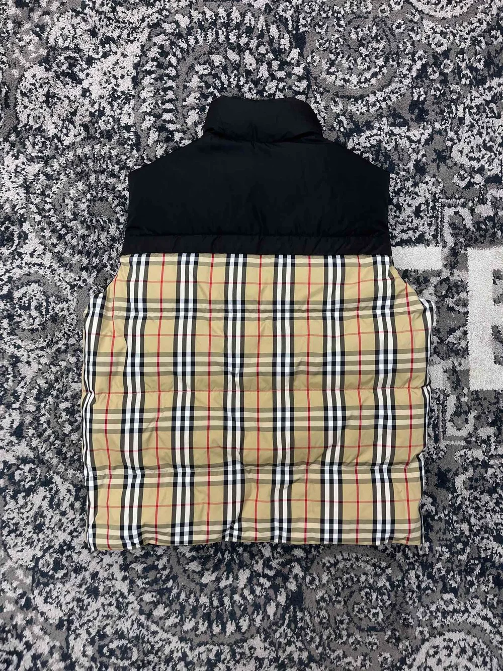 버버리 체크 패널 리버시블 질레 베스트