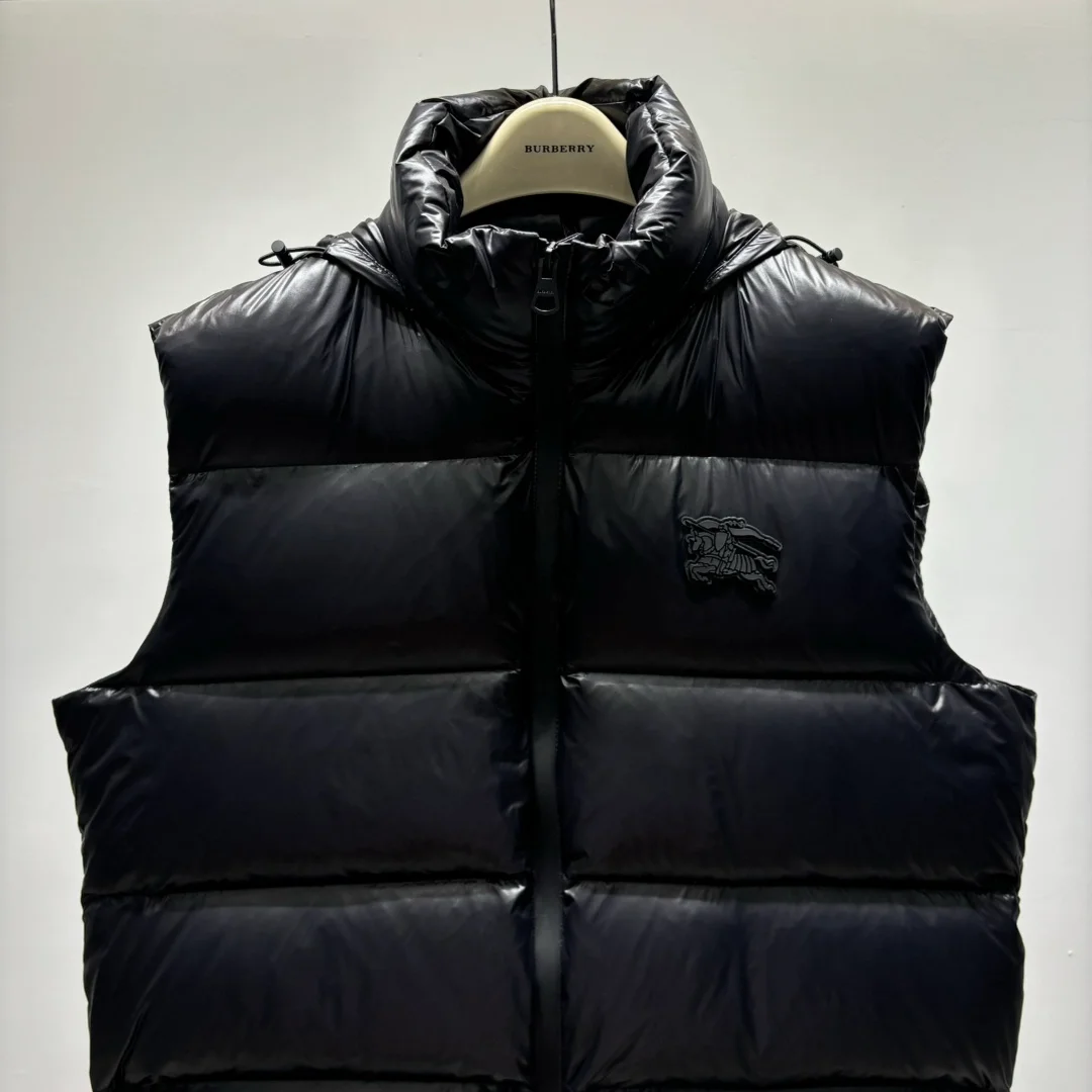 버버리 하이넥 패딩 질레 베스트
