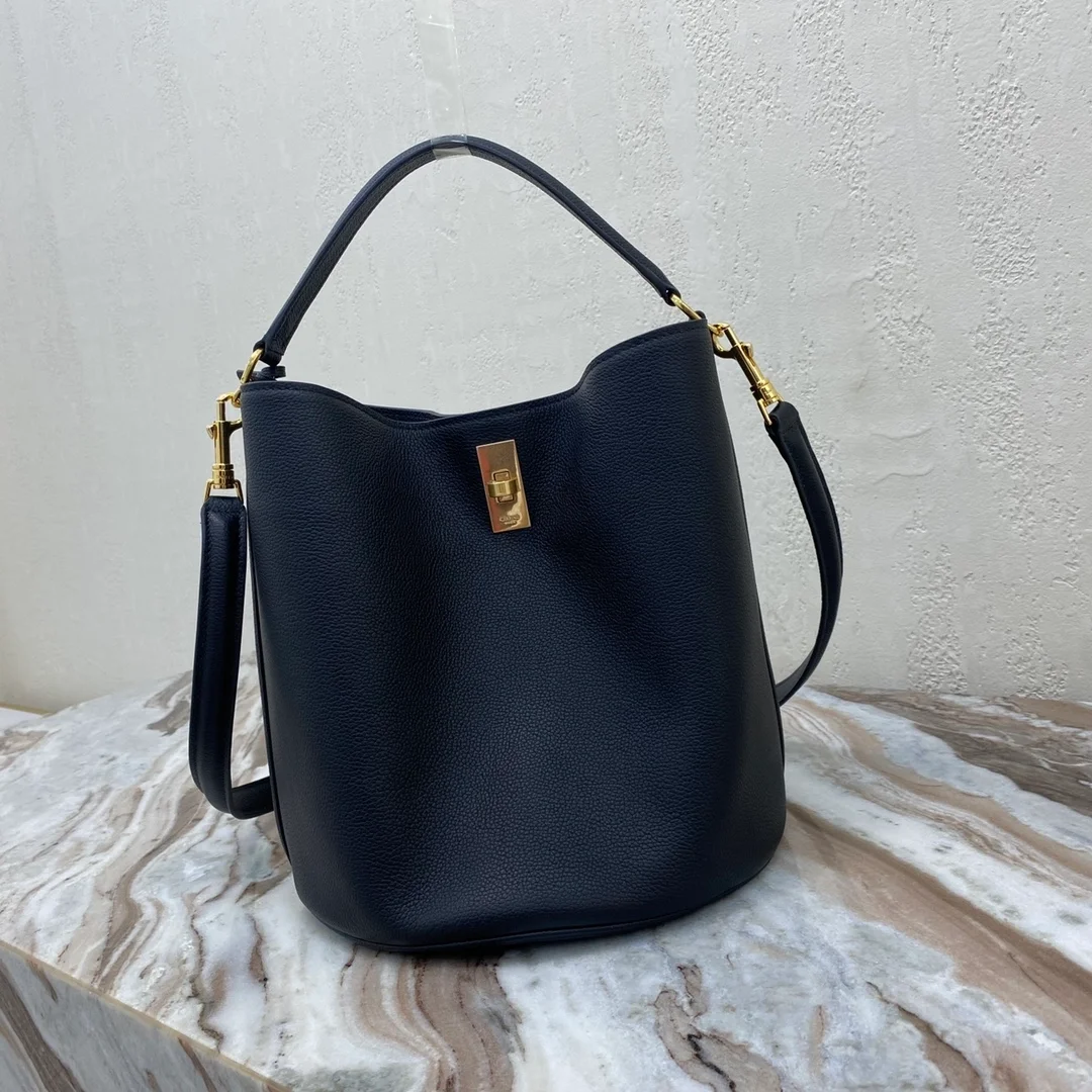 셀린느 버킷 16백 블랙