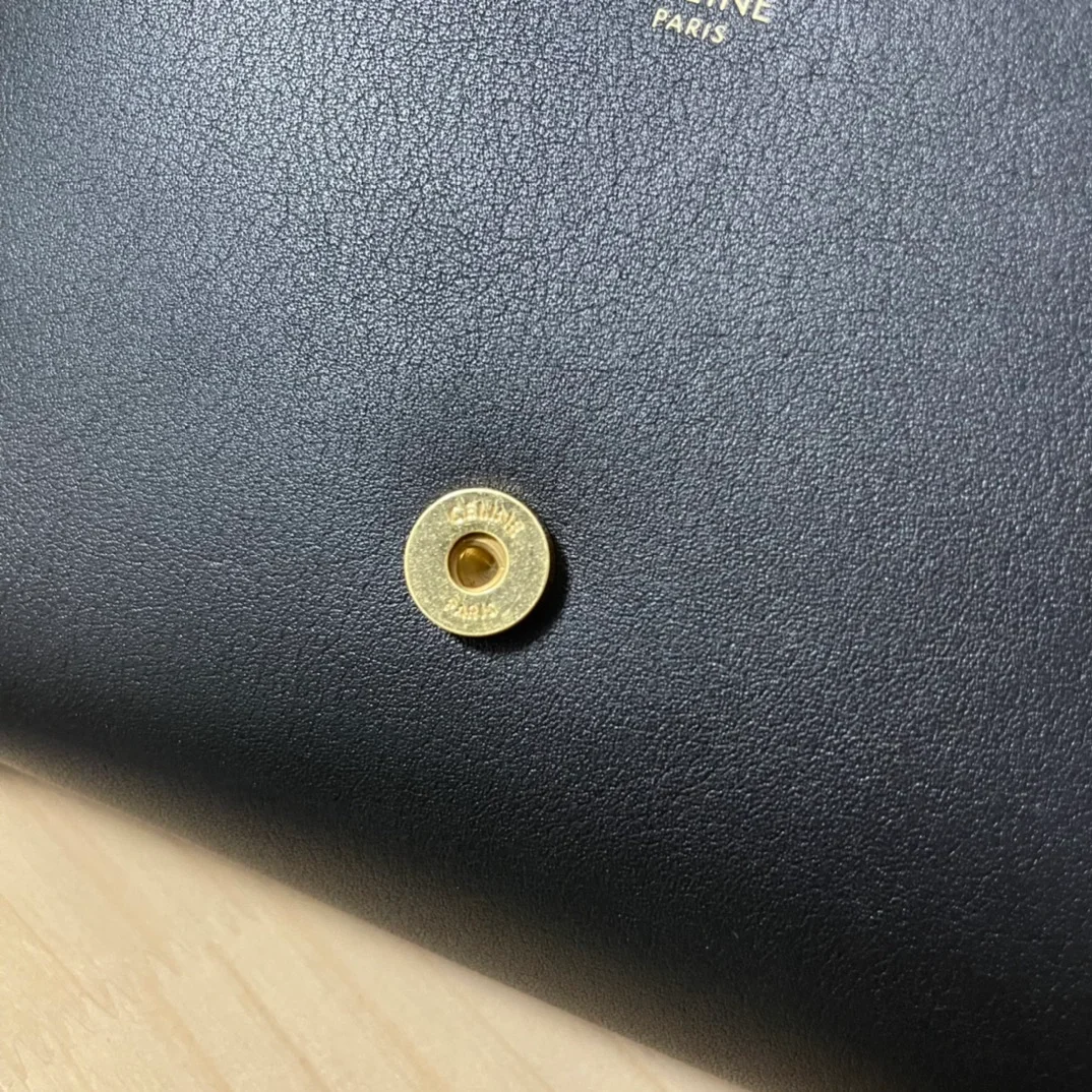 셀린느 틴 빅투아르 백 골드블랙