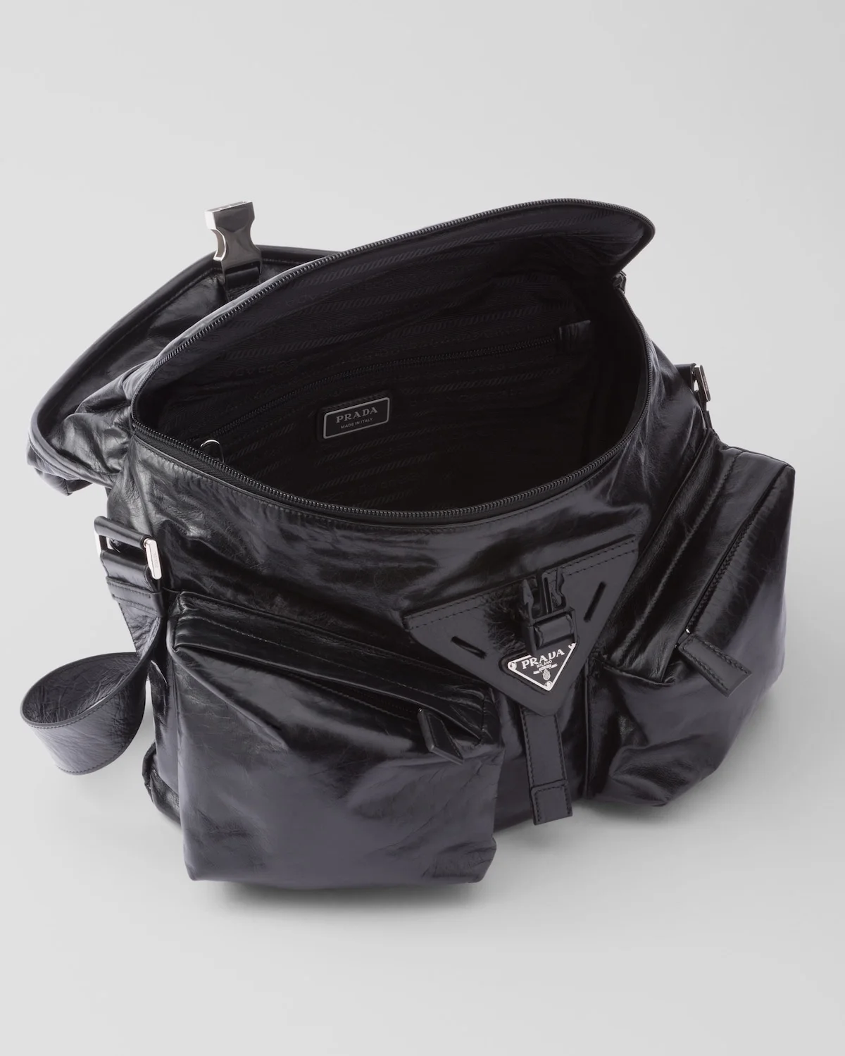 프라다 가죽 숄더백