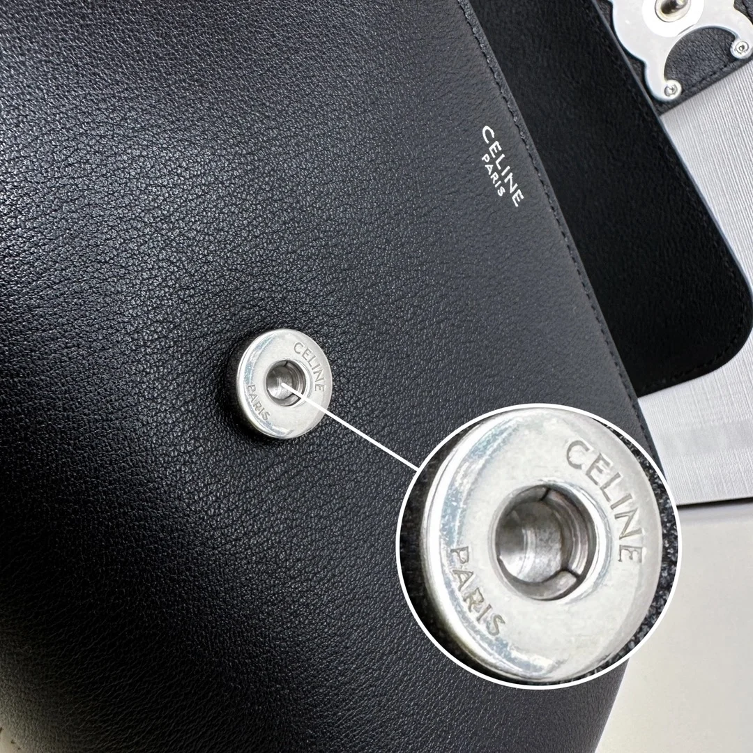 셀린느 틴 빅투아르 백 실버블랙